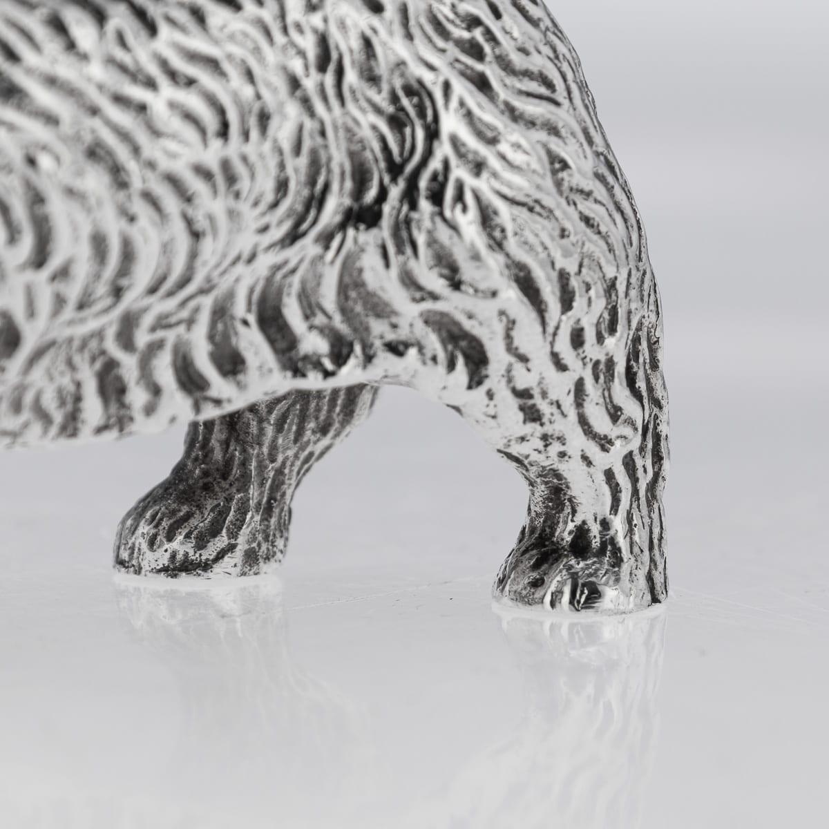 Novità inglese del 20° secolo in argento massiccio West Highland Terrier Peso da scrivania c.1972 in vendita 4