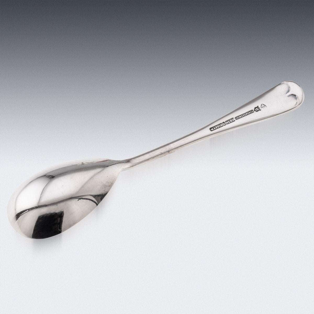20thC English Silver Plated Novelty Wasp Condiment Bowl & Spoon, Mappin & Webb For Sale 12