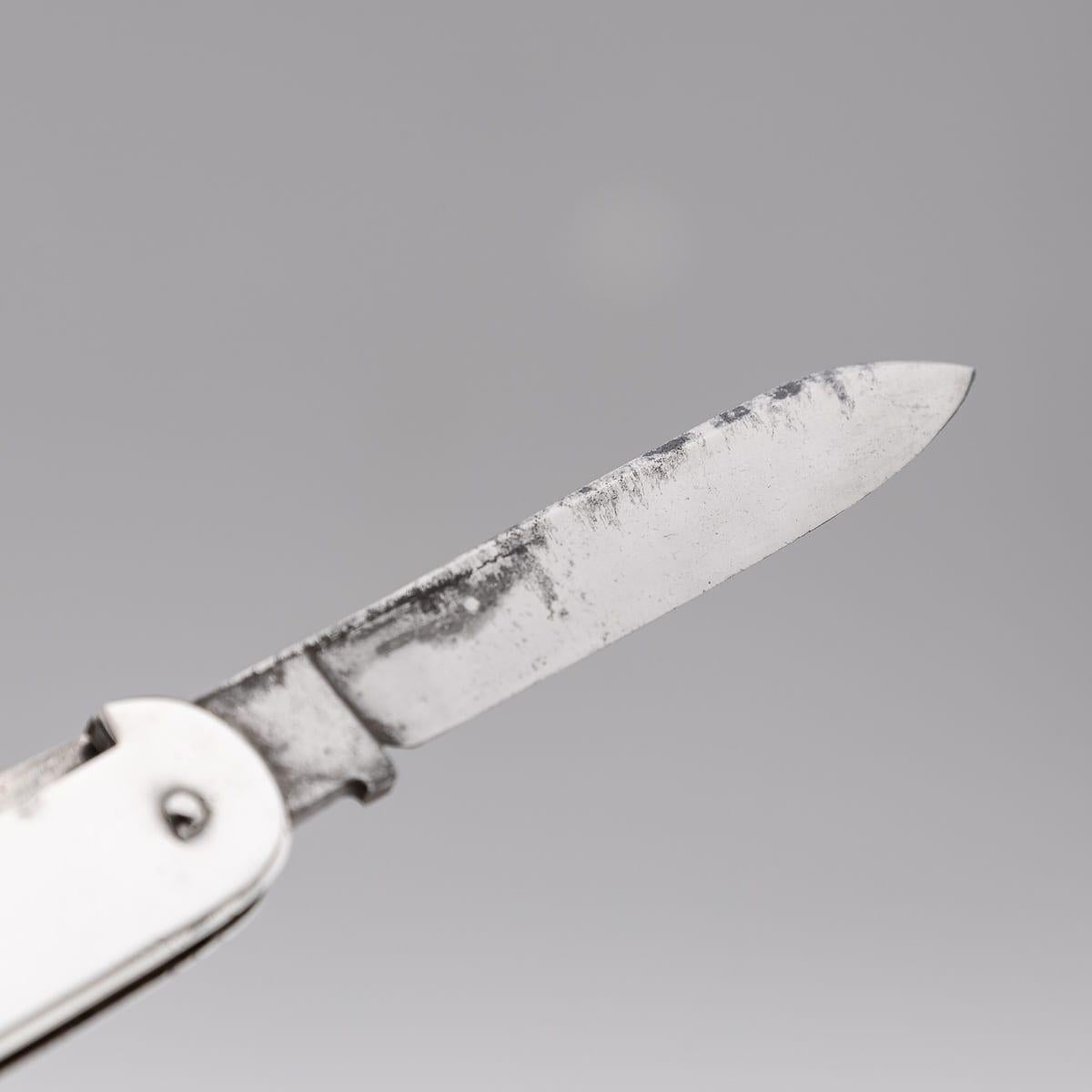 A.I.C C. en argent massif du 20ème siècle, outil de combinaison 