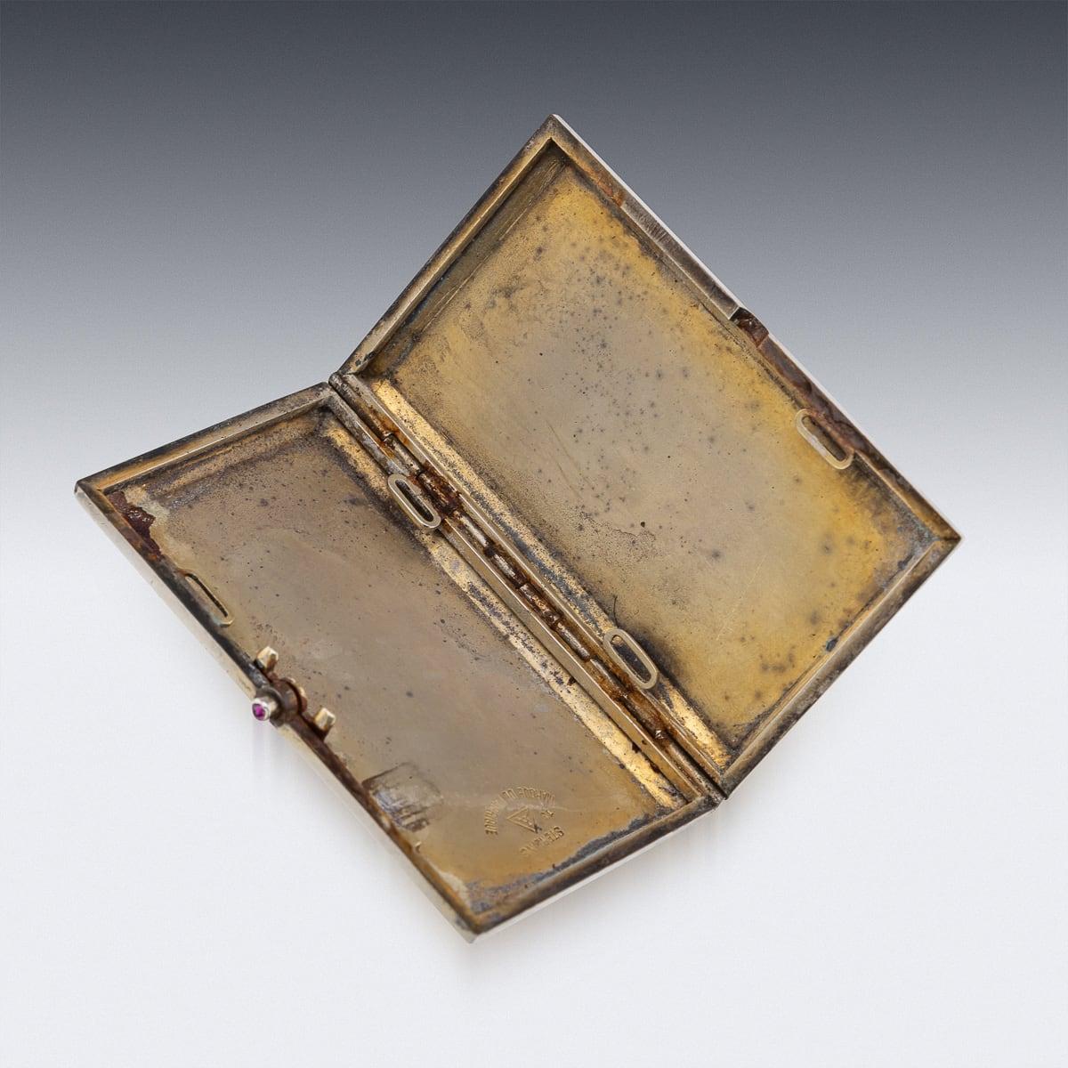 Argento Portasigarette, posacenere e accendino in argento massiccio e smalto francese del XX secolo, 1930 ca. in vendita