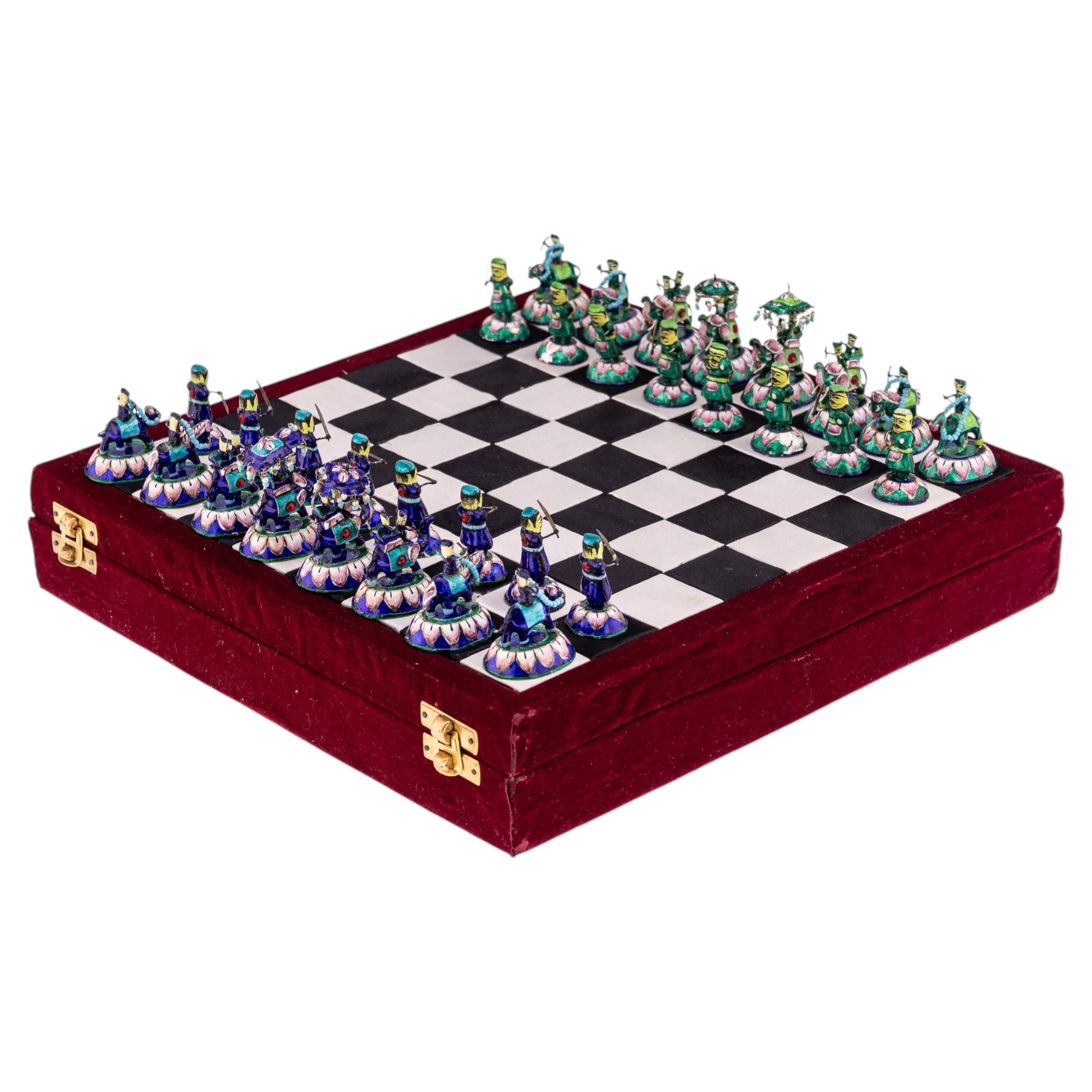 20thC Indian Silver & Enamel Chess Set With Silk & Velvet Board, Jaipur c.1950 For Sale