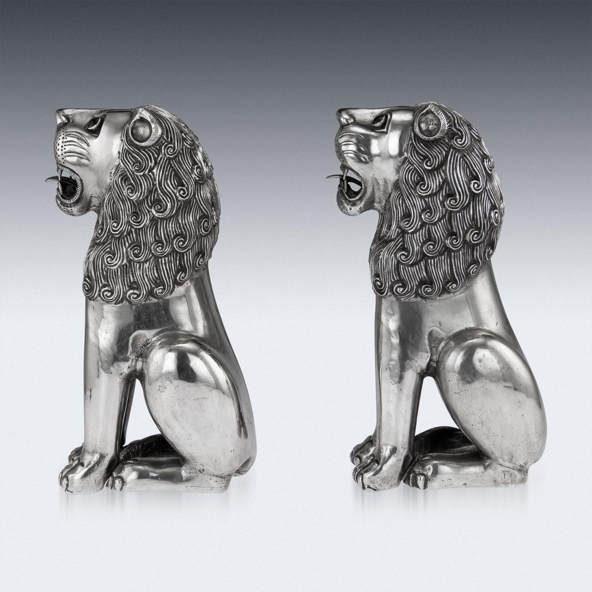 20th Century Indian Solid Silver Pair of Royal Throne Lion Figures, circa 1900 In Good Condition In Royal Tunbridge Wells, Kent
