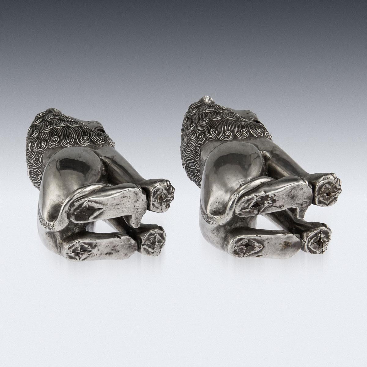 20th Century Indian Solid Silver Pair of Royal Throne Lion Figures, circa 1900 3