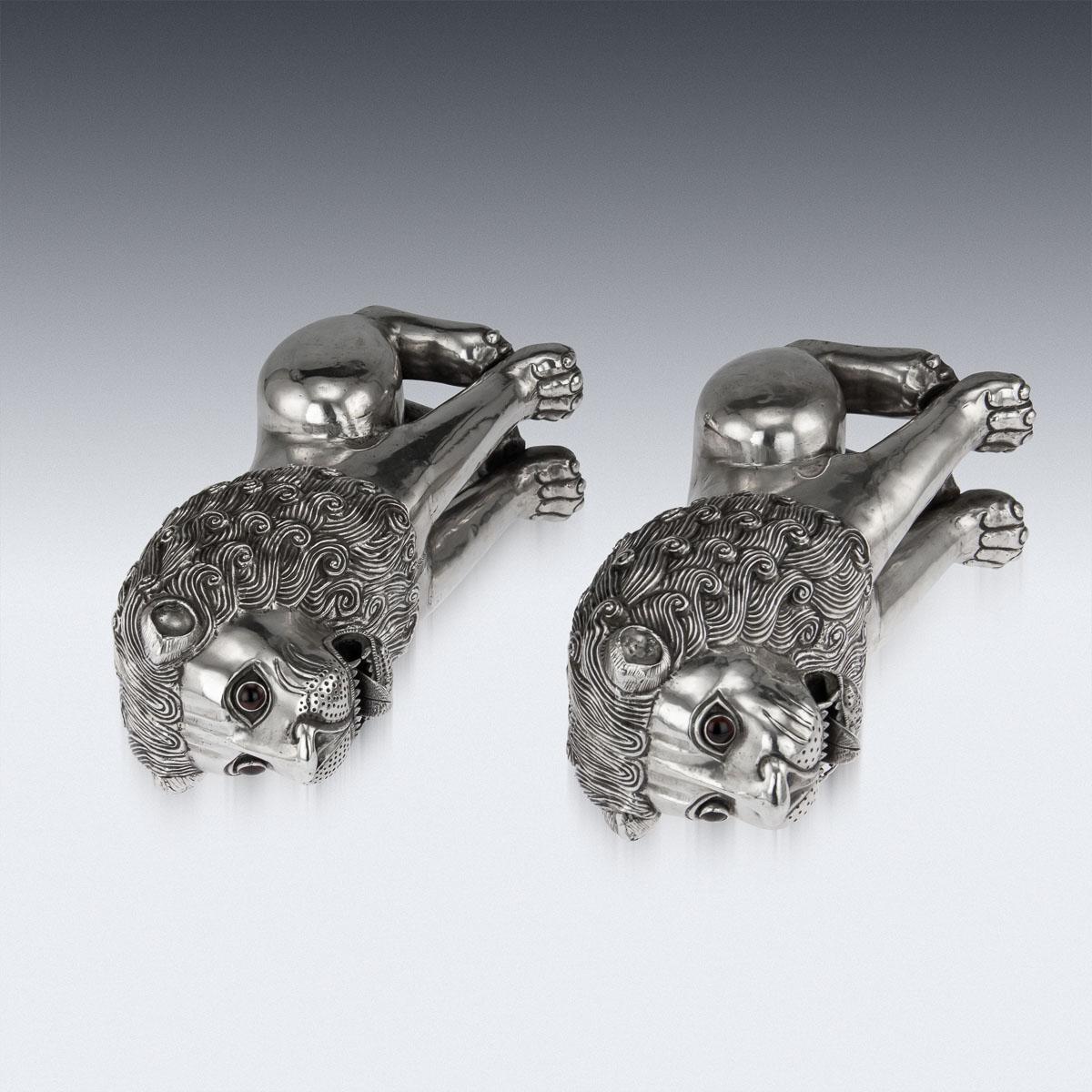 20th Century Indian Solid Silver Pair of Royal Throne Lion Figures, circa 1900 4