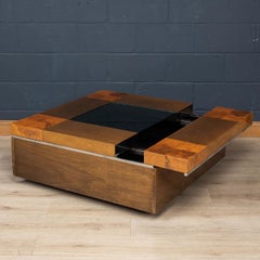 Table basse italienne "Hidden Bar" du 20ème siècle par Willy Rizzo, C.1970