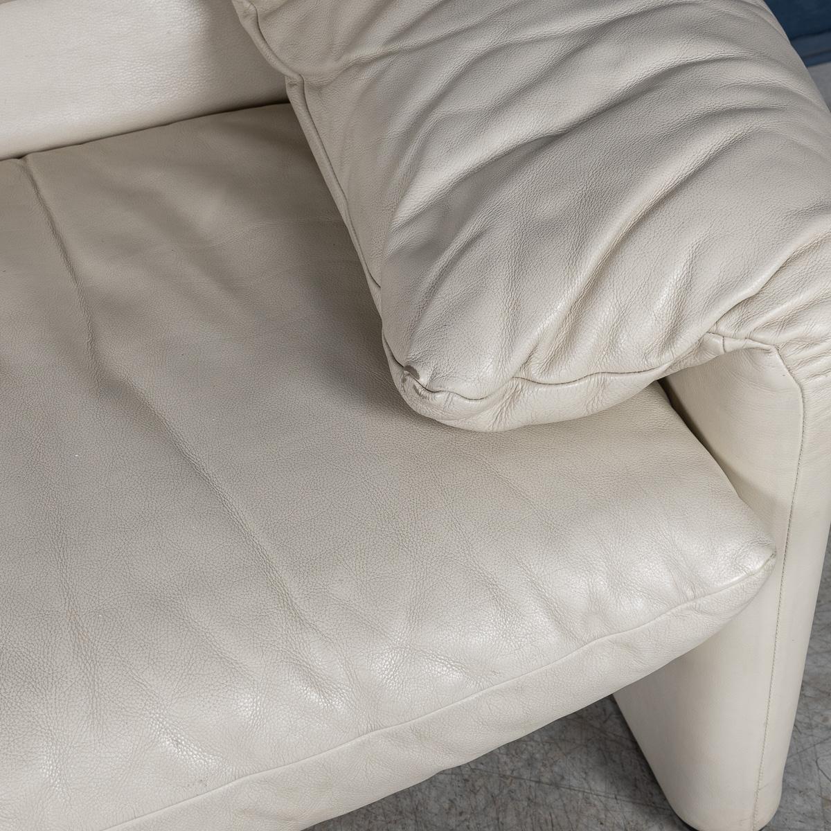A.I.C. 20e siècle Canapé italien Maralunga en cuir Off-White par Vico Magistretti c.1980 en vente 7