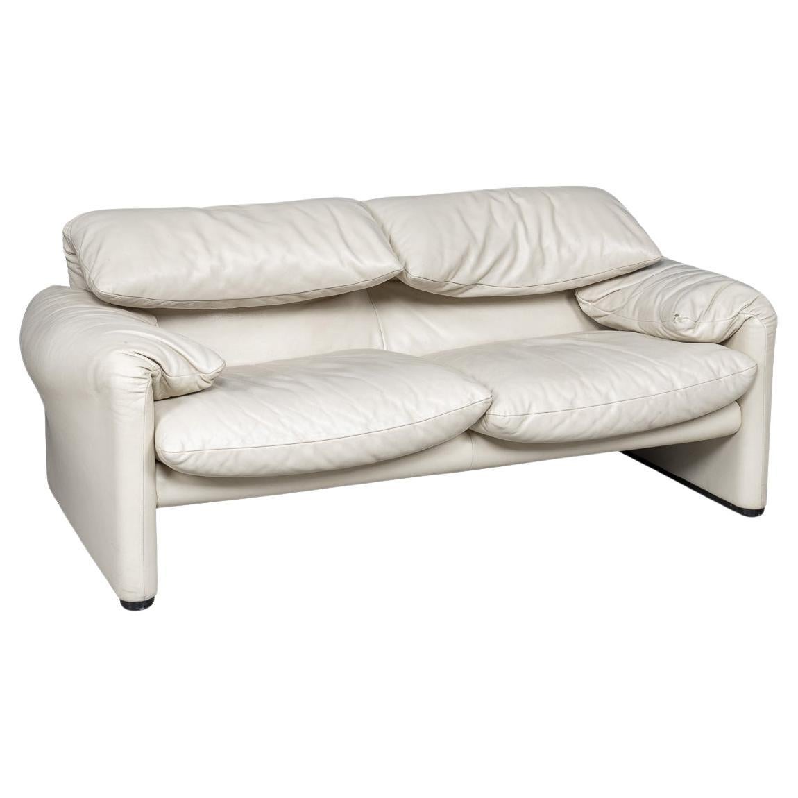 A.I.C. 20e siècle Canapé italien Maralunga en cuir Off-White par Vico Magistretti c.1980