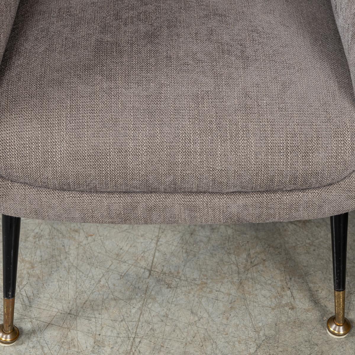 Italienisches Sesselpaar aus dem 20. Jahrhundert von Gigi Radice für Minotti um 1960 im Angebot 8