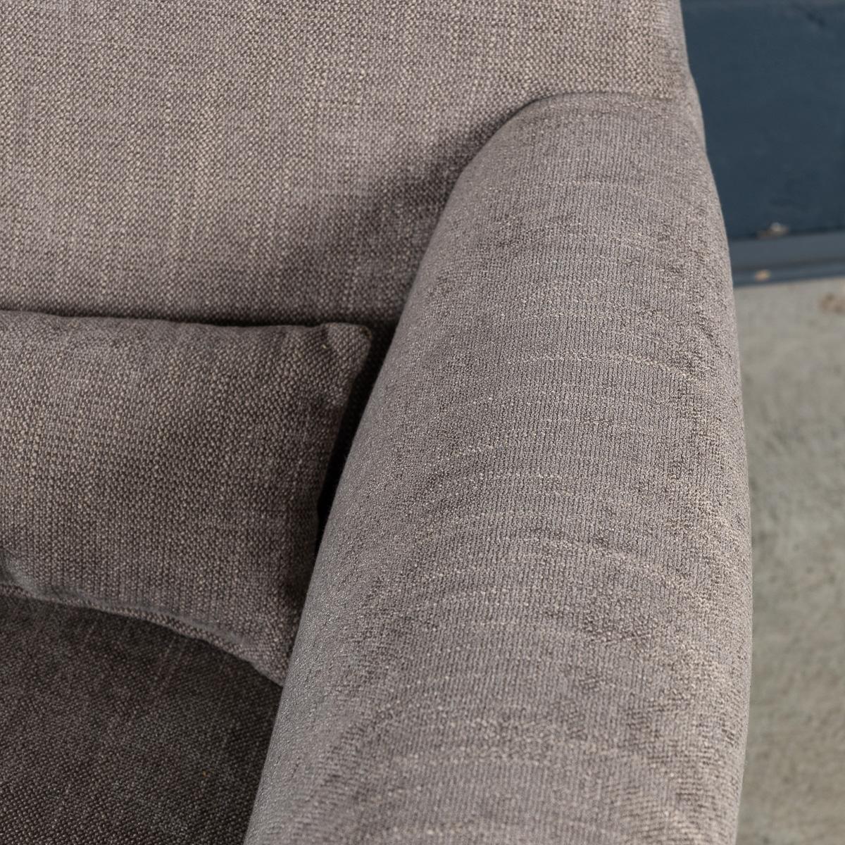Italienisches Sesselpaar aus dem 20. Jahrhundert von Gigi Radice für Minotti um 1960 im Angebot 13