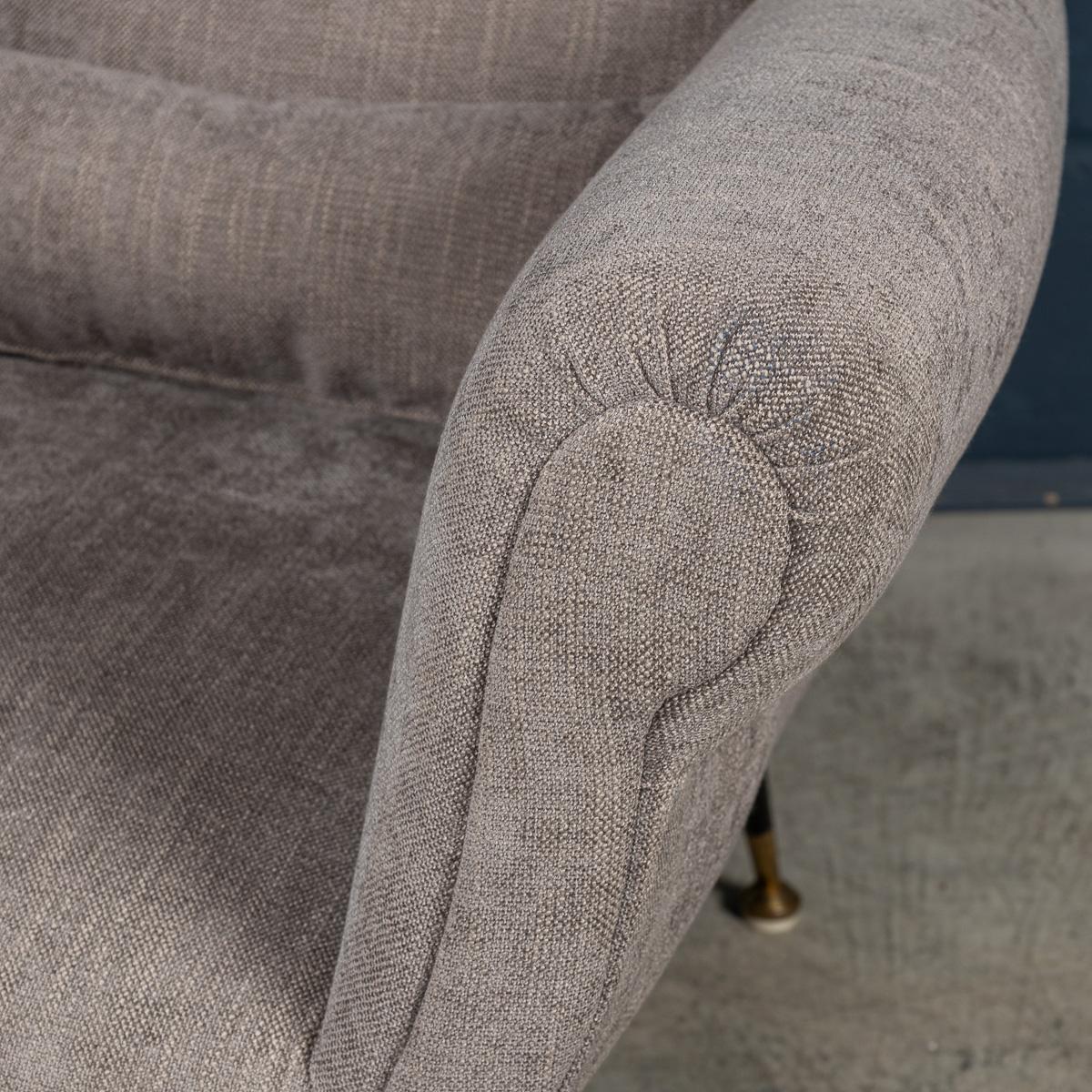 Italienisches Sesselpaar aus dem 20. Jahrhundert von Gigi Radice für Minotti um 1960 im Angebot 14