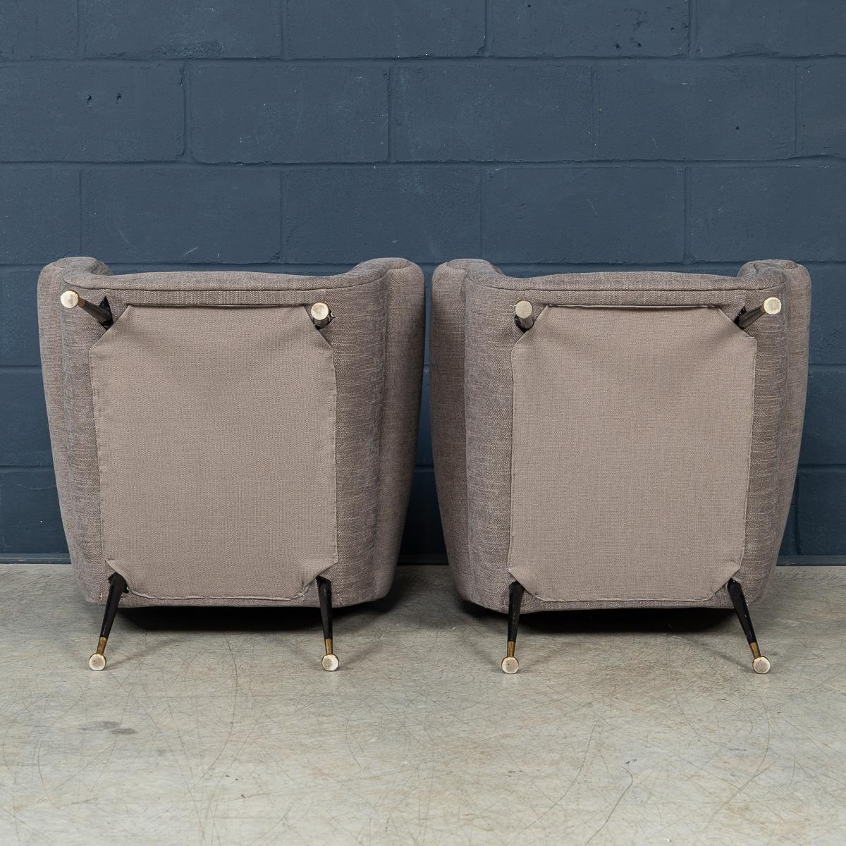 Italienisches Sesselpaar aus dem 20. Jahrhundert von Gigi Radice für Minotti um 1960 im Angebot 2