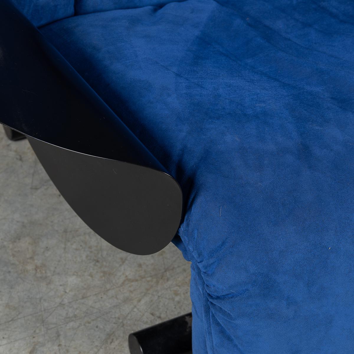 Coppia di poltrone reclinabili in pelle di alcantara blu del XX secolo di Cinova c1980 in vendita 6