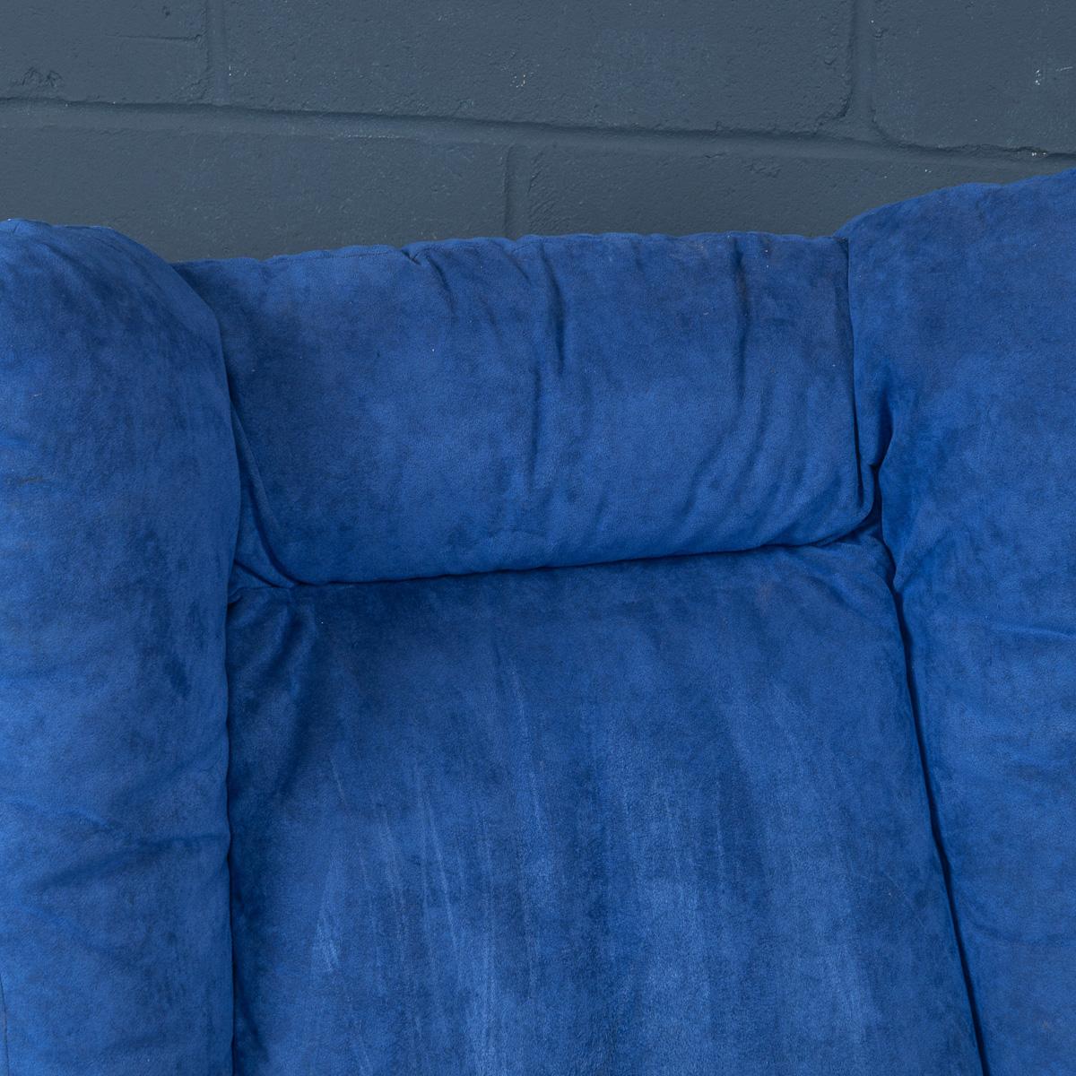 Coppia di poltrone reclinabili in pelle di alcantara blu del XX secolo di Cinova c1980 in vendita 3