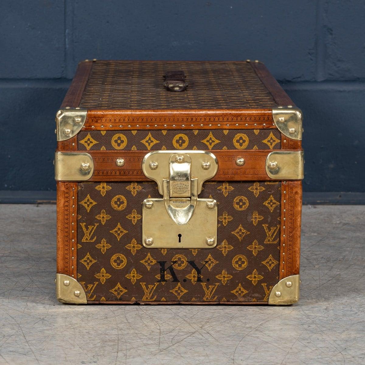 Other 20thC Louis Vuitton Encyclopedia Britannica Trunk In Monogram Canvas c.1911 For Sale