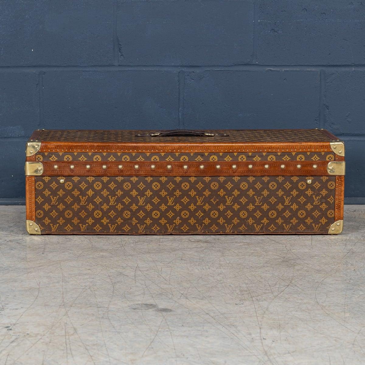 20th Century 20thC Louis Vuitton Encyclopedia Britannica Trunk In Monogram Canvas c.1911 For Sale