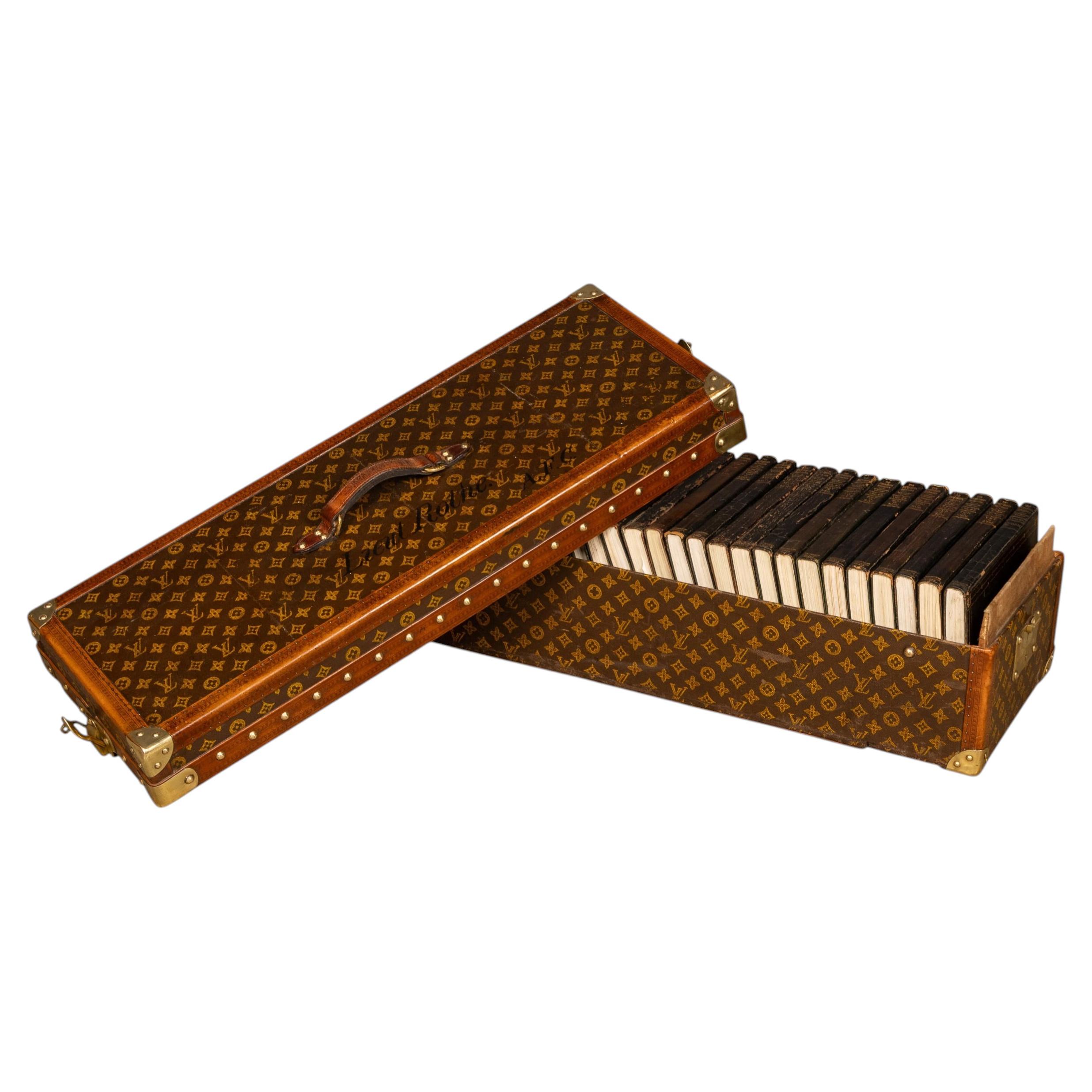 20thC Louis Vuitton Encyclopedia Britannica Trunk In Monogram Canvas c.1911 For Sale
