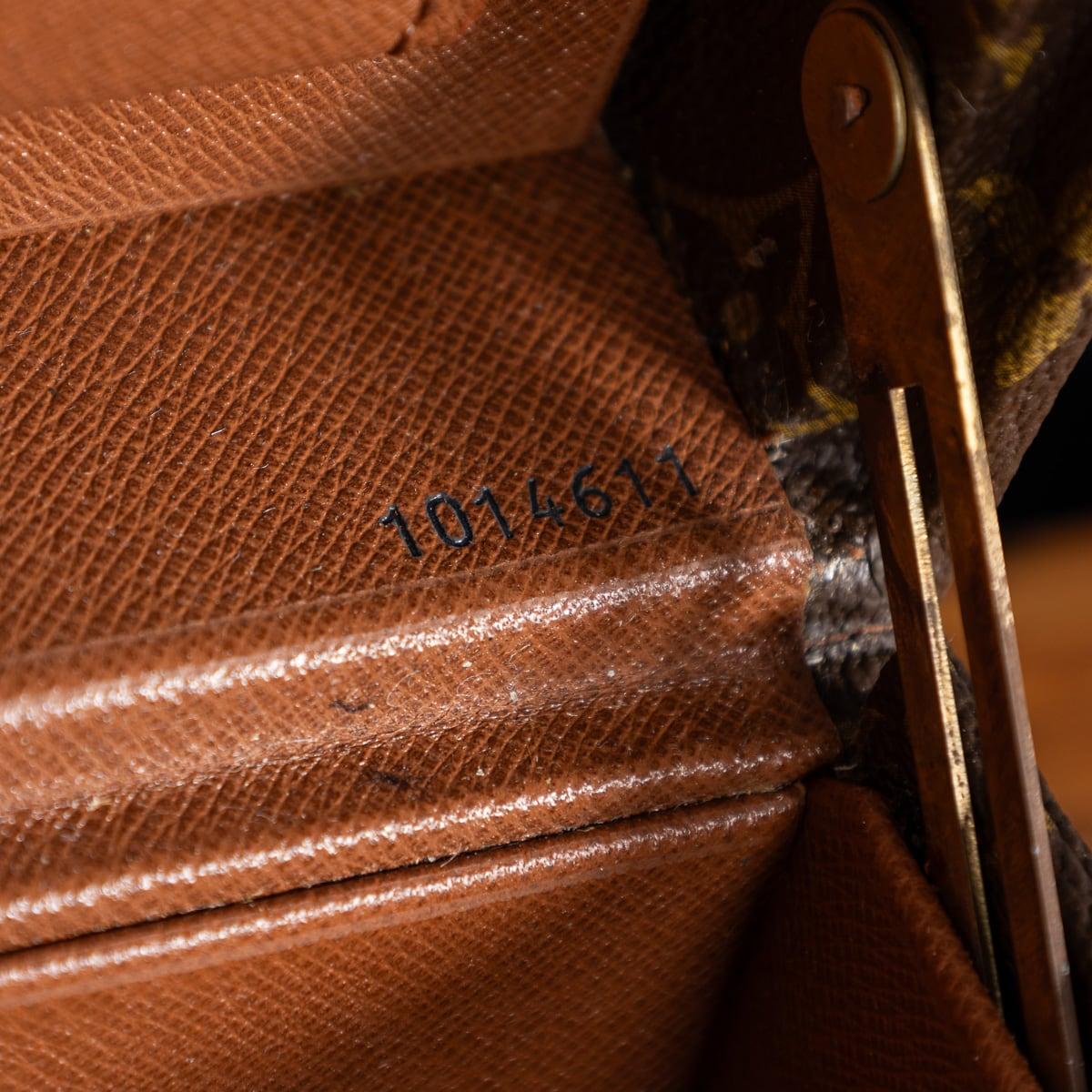 20thC Louis Vuitton Presidential Briefcase In Monogram Canvas, France c.1980 For Sale 3