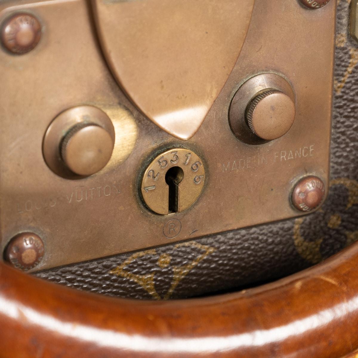20thC Louis Vuitton Presidential Briefcase In Monogram Canvas, France c.1980 For Sale 9