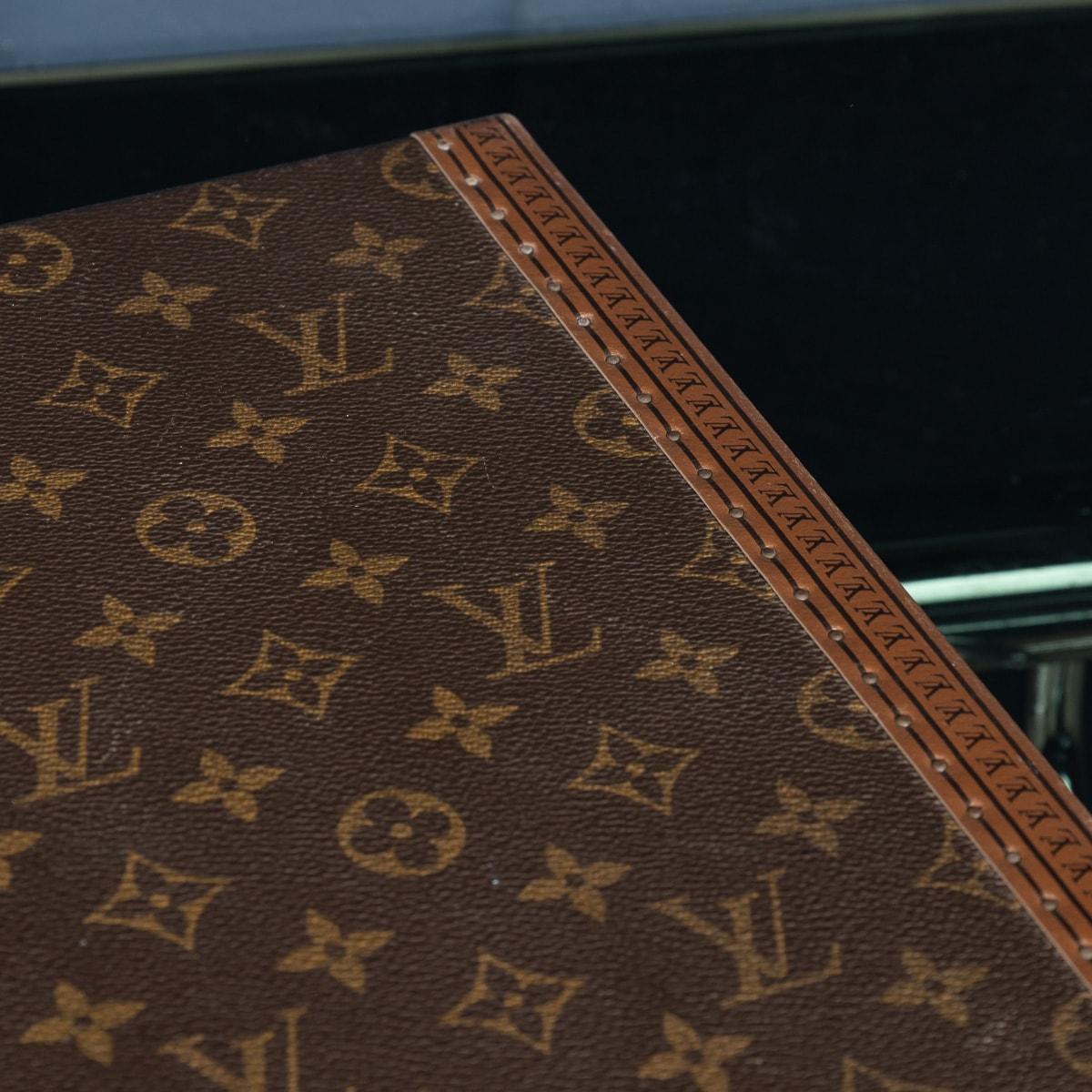 20thC Louis Vuitton Presidential Briefcase In Monogram Canvas, France c.1980 For Sale 11