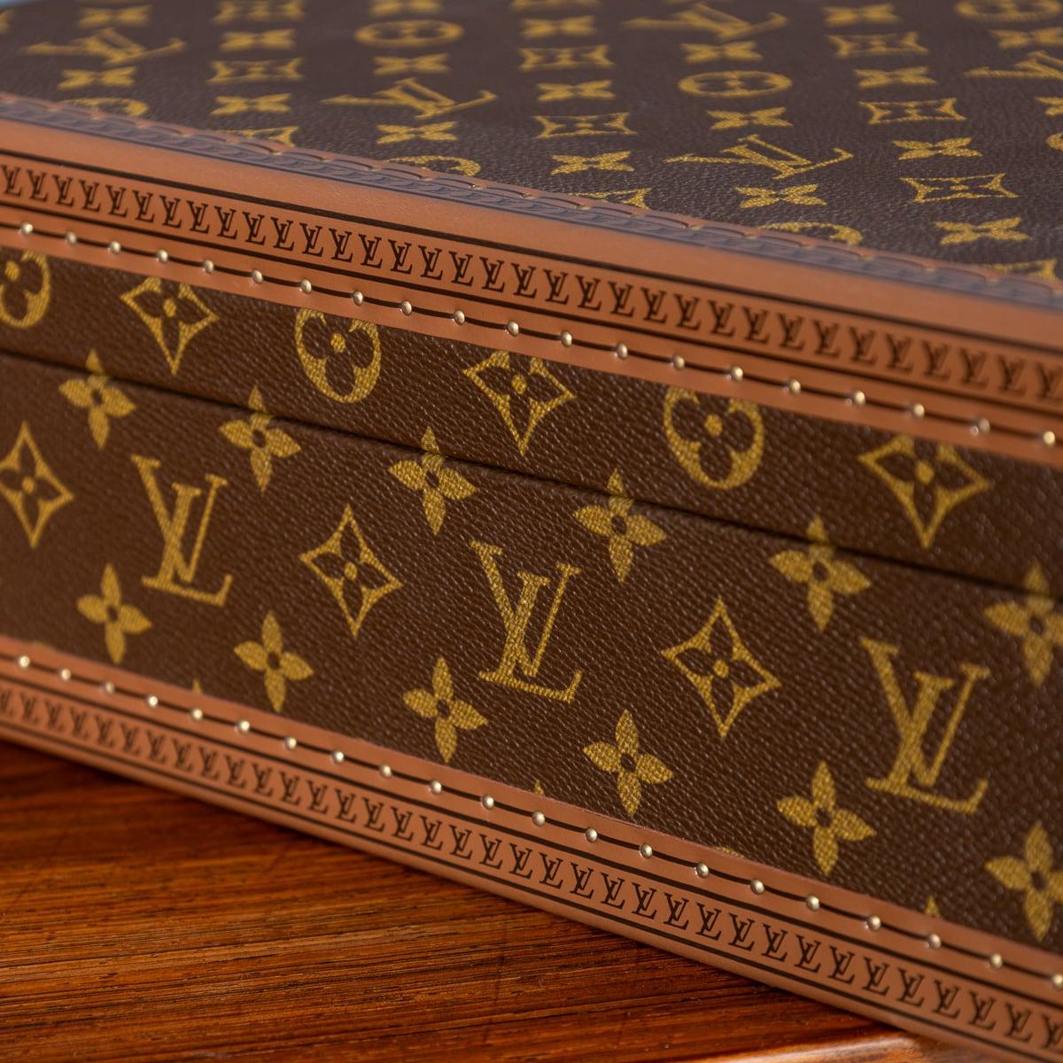 20thC Louis Vuitton Presidential Briefcase In Monogram Canvas, France c.1980 For Sale 13