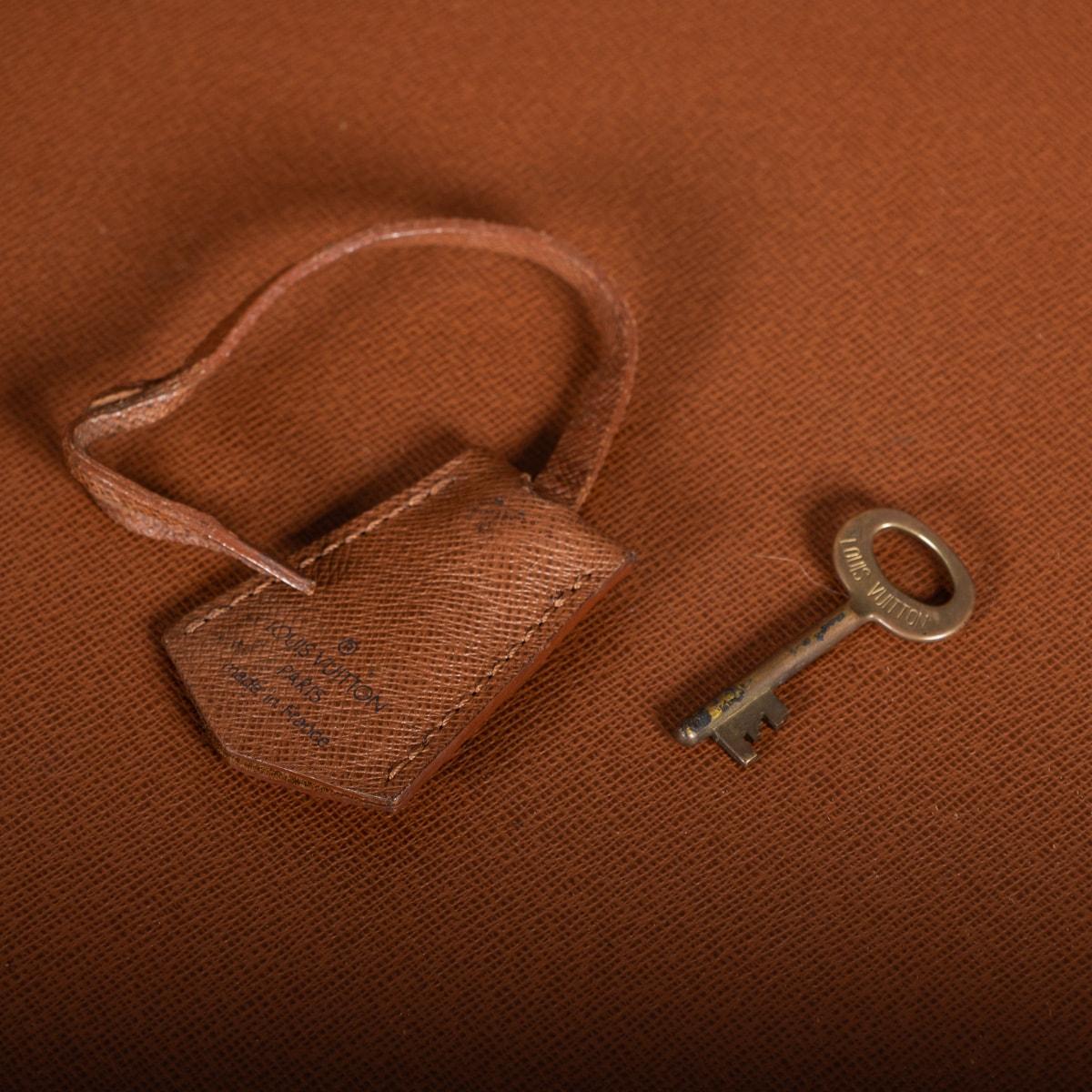 20thC Louis Vuitton Presidential Briefcase In Monogram Canvas, France c.1980 For Sale 2