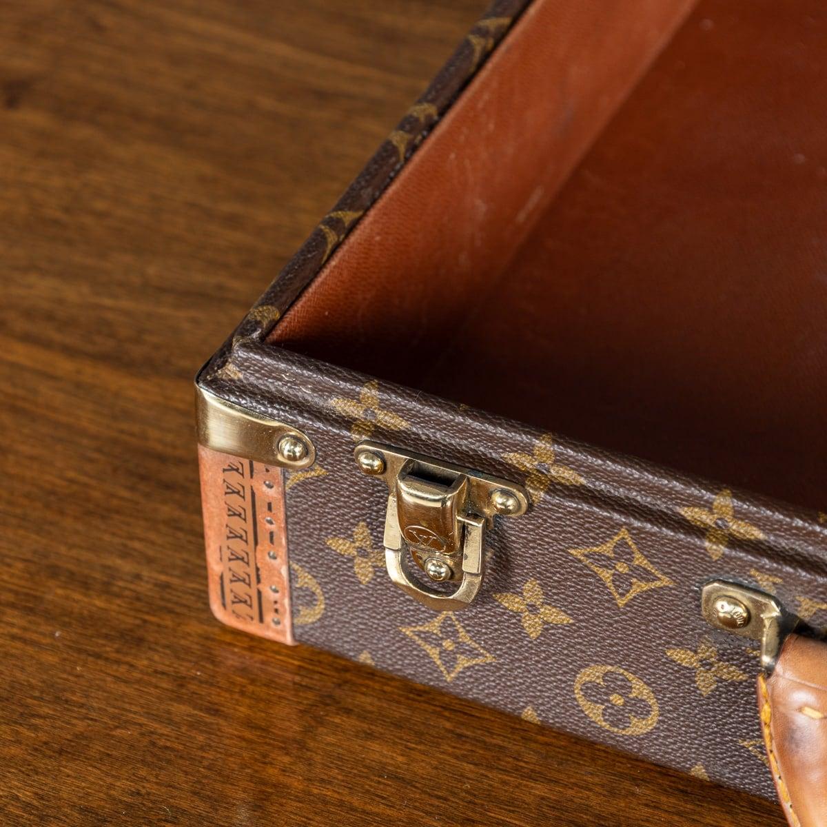 Louis Vuitton Presidential Aktentasche des 20. Jahrhunderts in Monogramm aus Segeltuch, hergestellt in Frankreich im Angebot 7