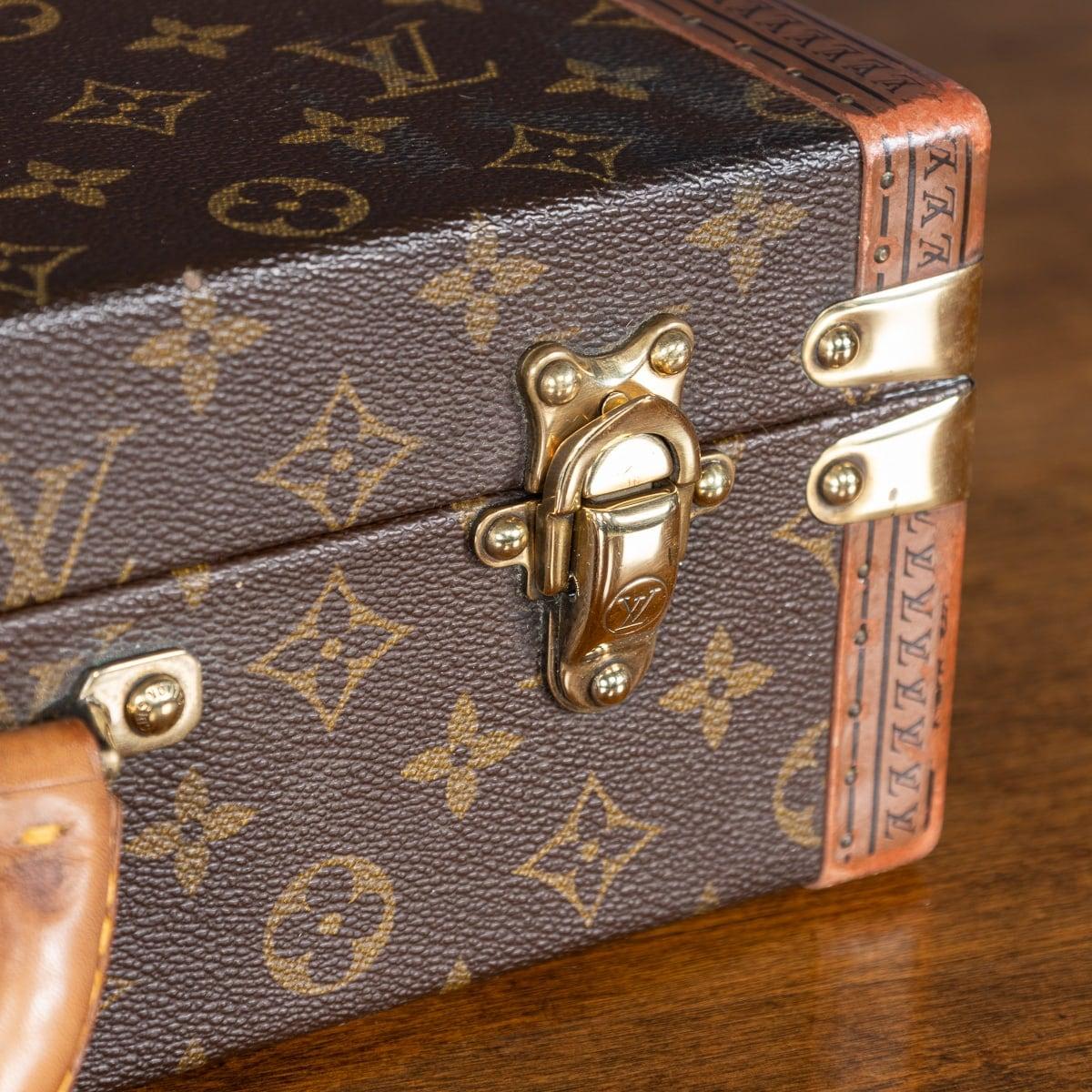 Louis Vuitton Presidential Aktentasche des 20. Jahrhunderts in Monogramm aus Segeltuch, hergestellt in Frankreich im Angebot 9