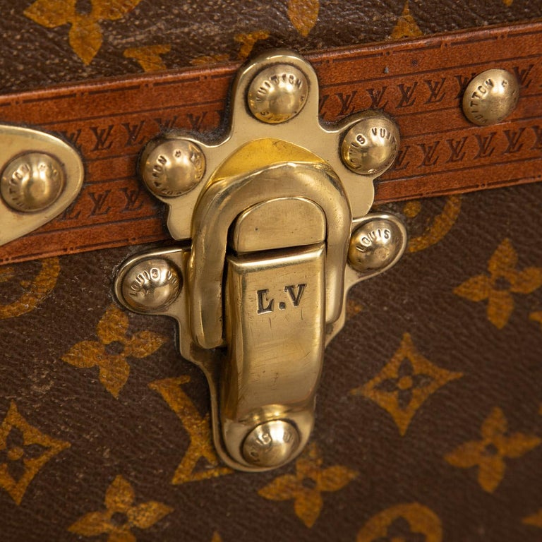 20th Century Louis Vuitton Shoe Trunk in Monogram Canvas, Paris, circa