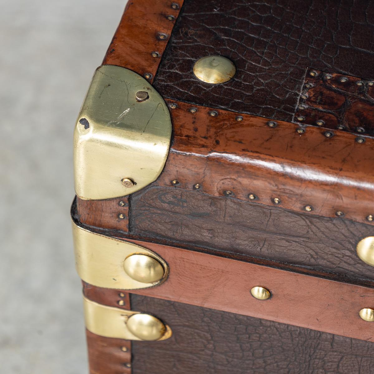20thC Pair Of Leather Clad English Army / Navy Style Trunks For Sale 4