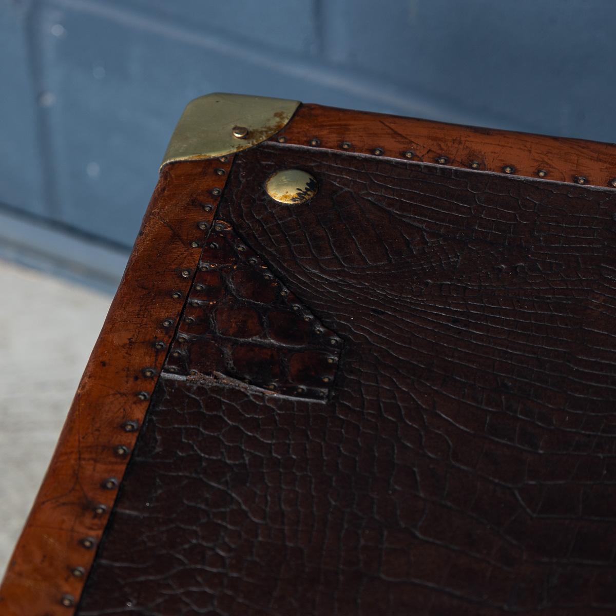 20thC Pair Of Leather Clad English Army / Navy Style Trunks For Sale 5