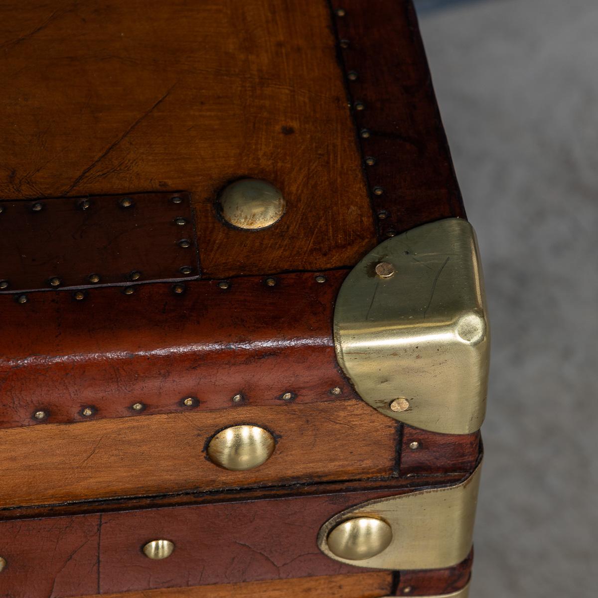 20thC Pair Of Leather Clad English Army / Navy Style Trunks For Sale 6