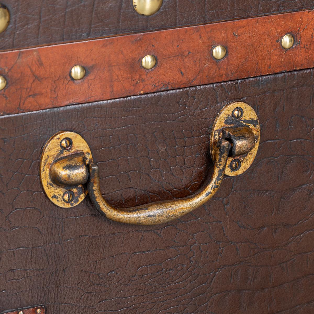 20thC Pair Of Leather Clad English Army / Navy Style Trunks For Sale 11
