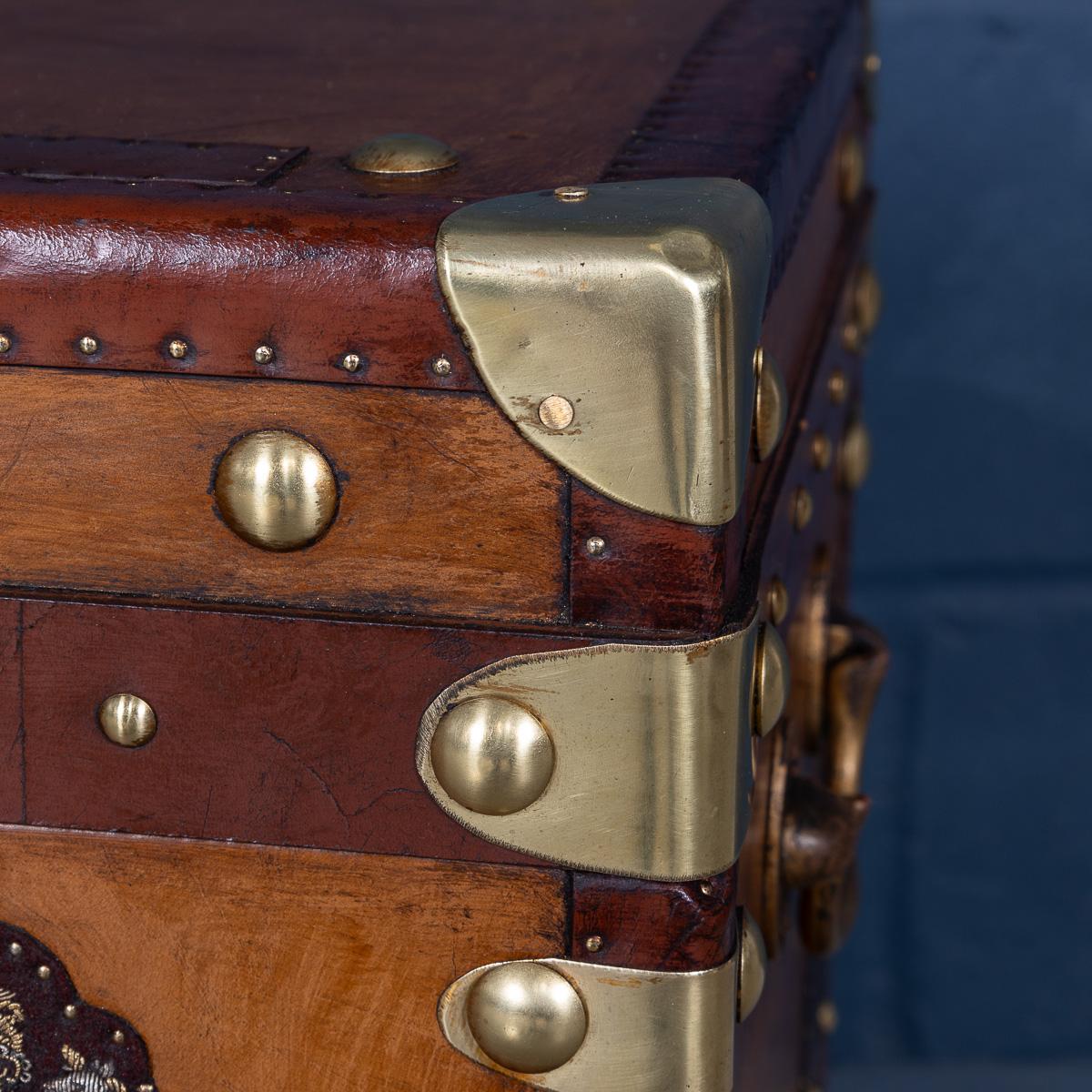 20thC Pair Of Leather Clad English Army / Navy Style Trunks For Sale 12