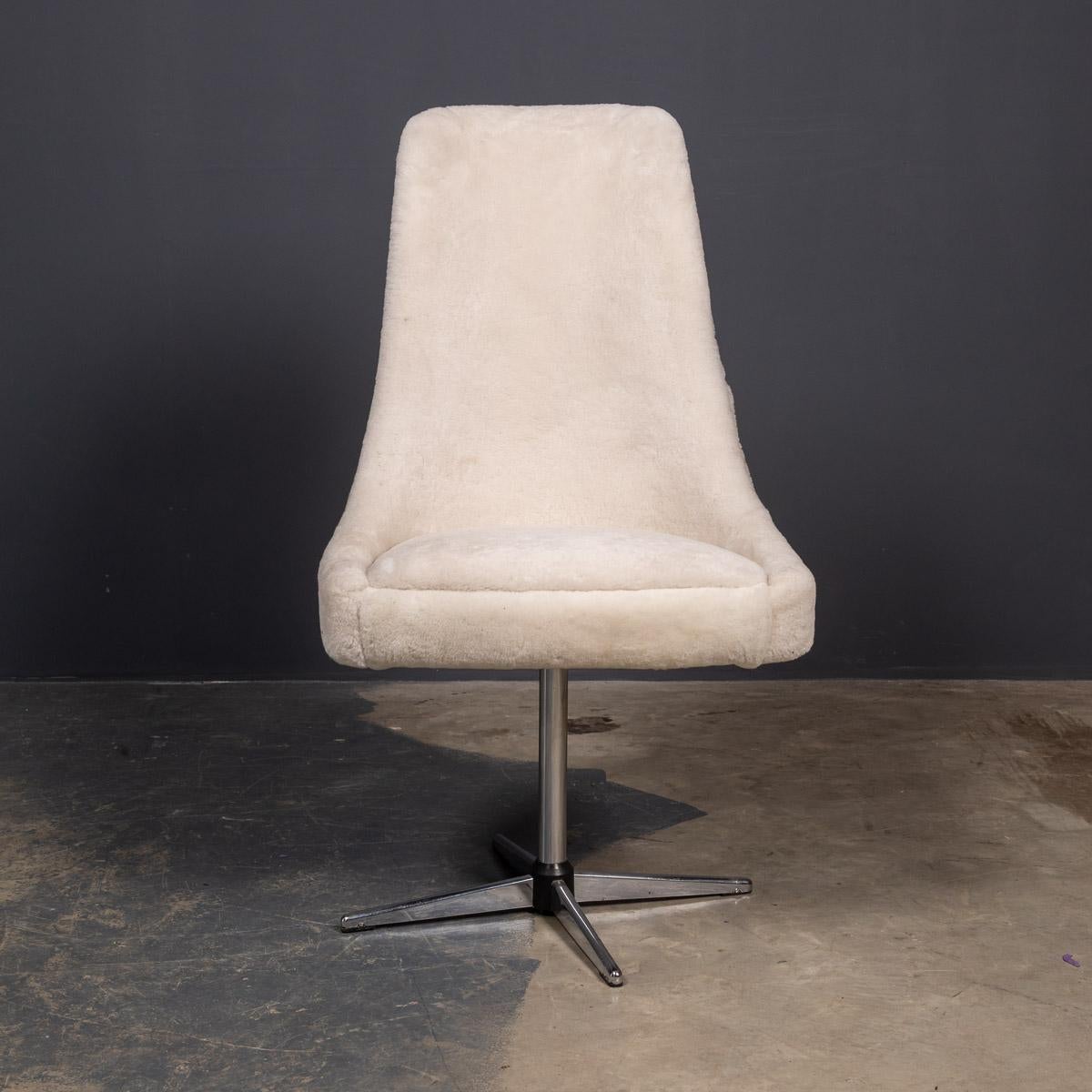 20thC Pair of Swivel Chairs in Natural Shearling, c.1970 2