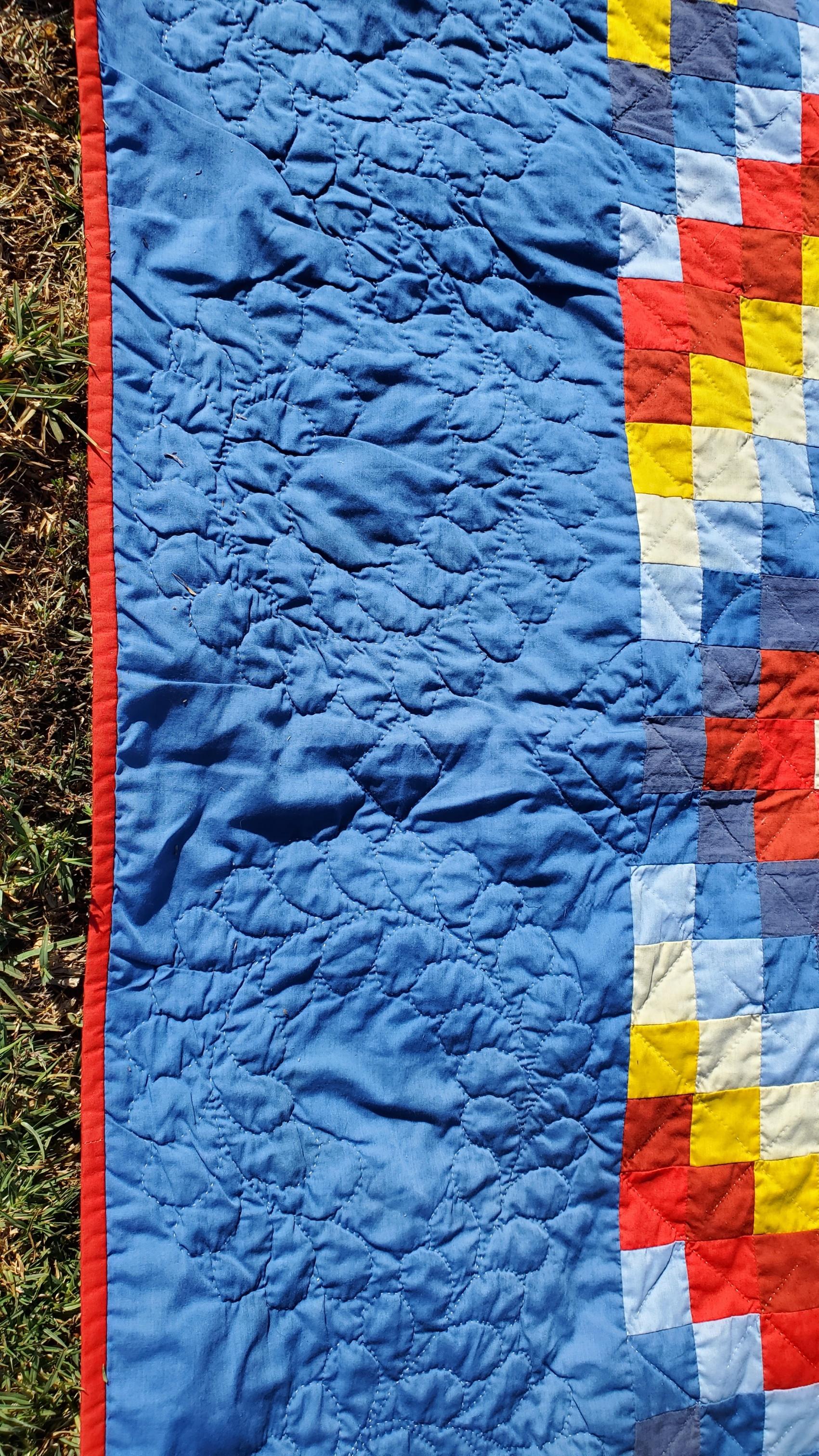 Hand-Crafted 20th Century Pennsylvania Amish Philadelphia Pavement Quilt For Sale