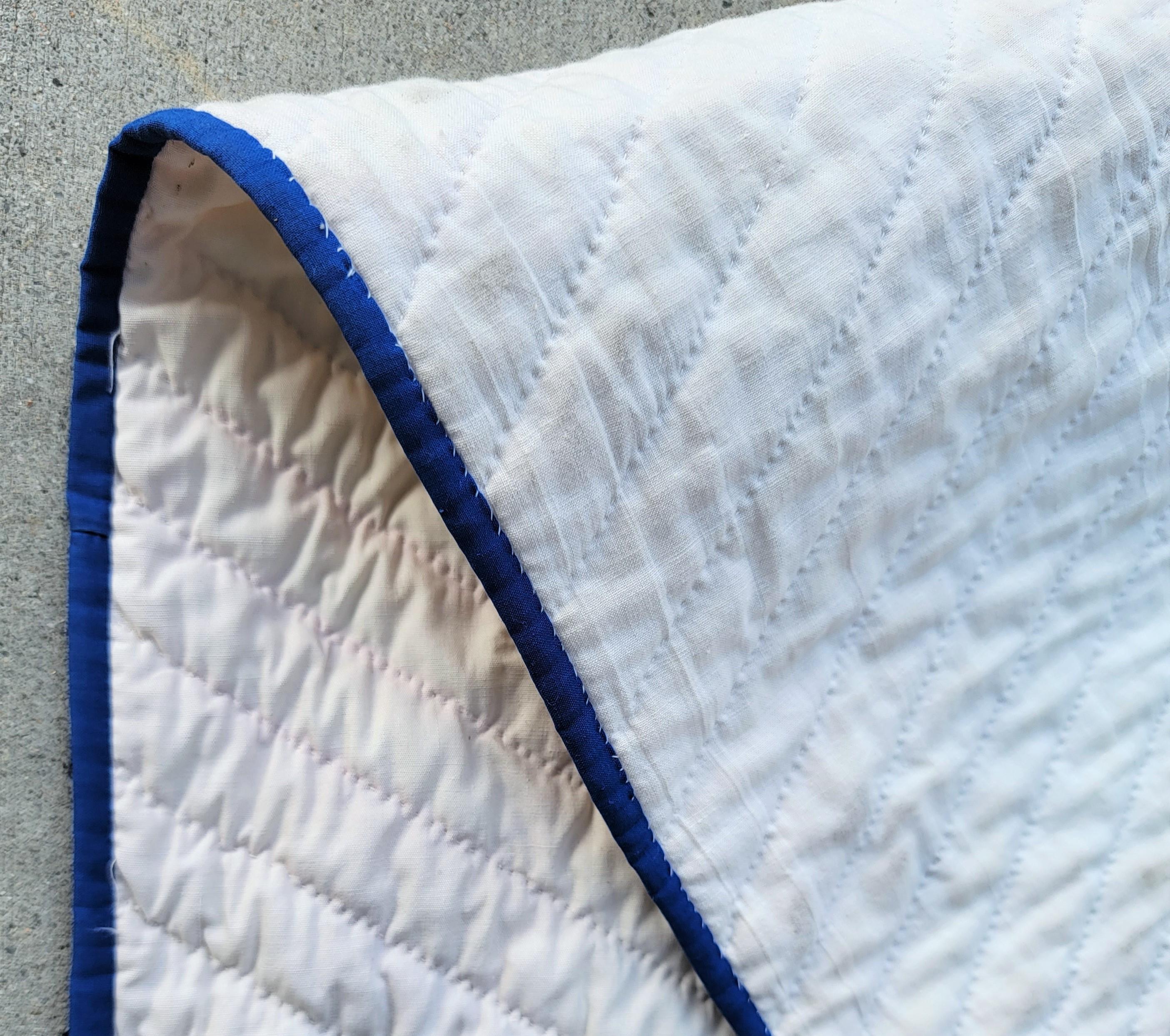 Artisanat Courtepointe de drapeau rare du 20e siècle avec blocs d'angle étoilés en vente