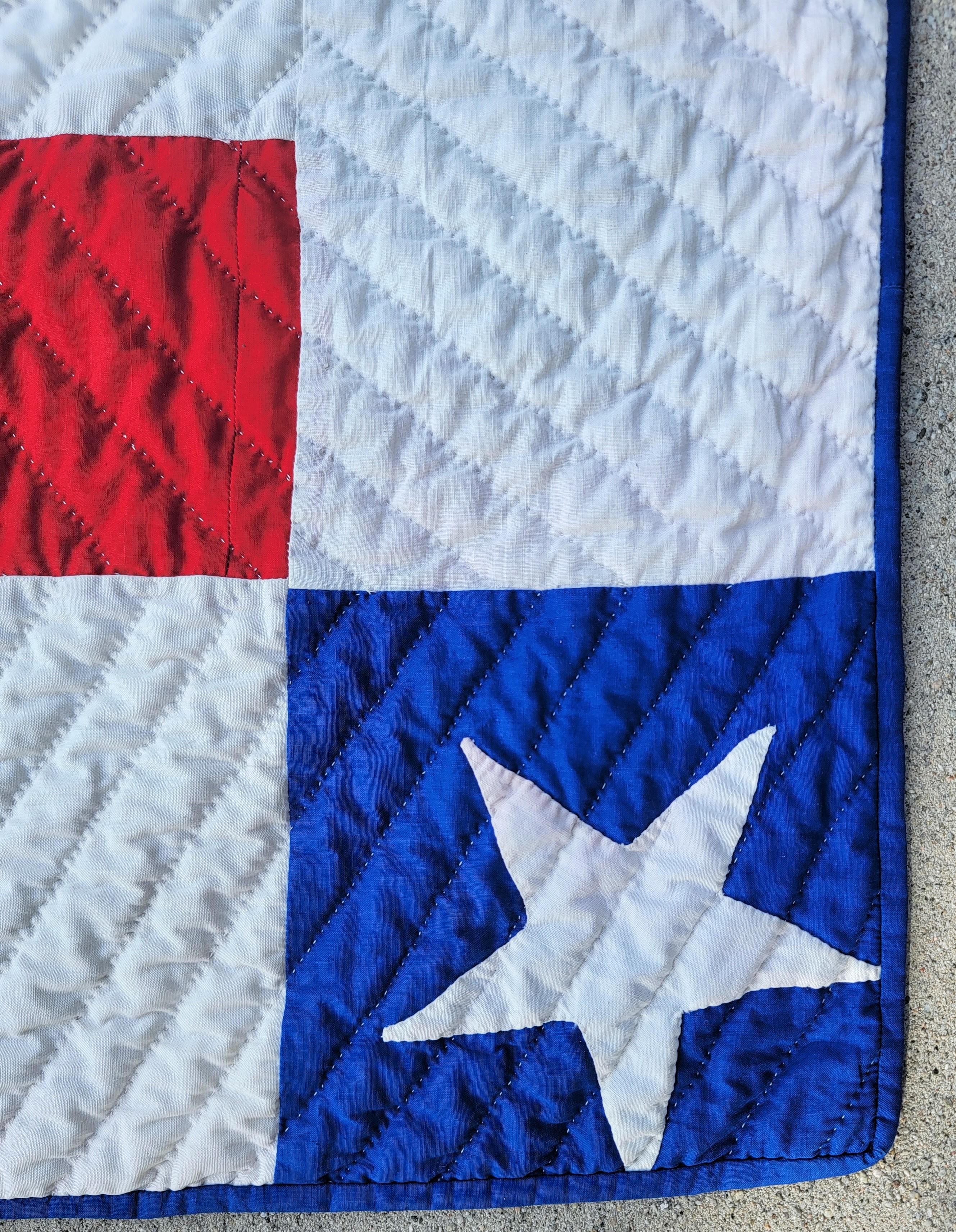 Fait main Courtepointe de drapeau rare du 20e siècle avec blocs d'angle étoilés en vente