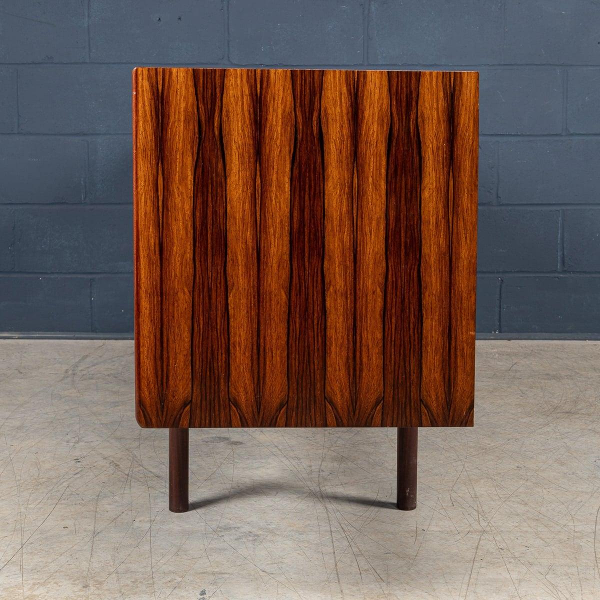 20thC Rosewood Sideboard Designed By Tom Robertson For A.H. Mcintosh & Co Ltd In Excellent Condition In Royal Tunbridge Wells, Kent