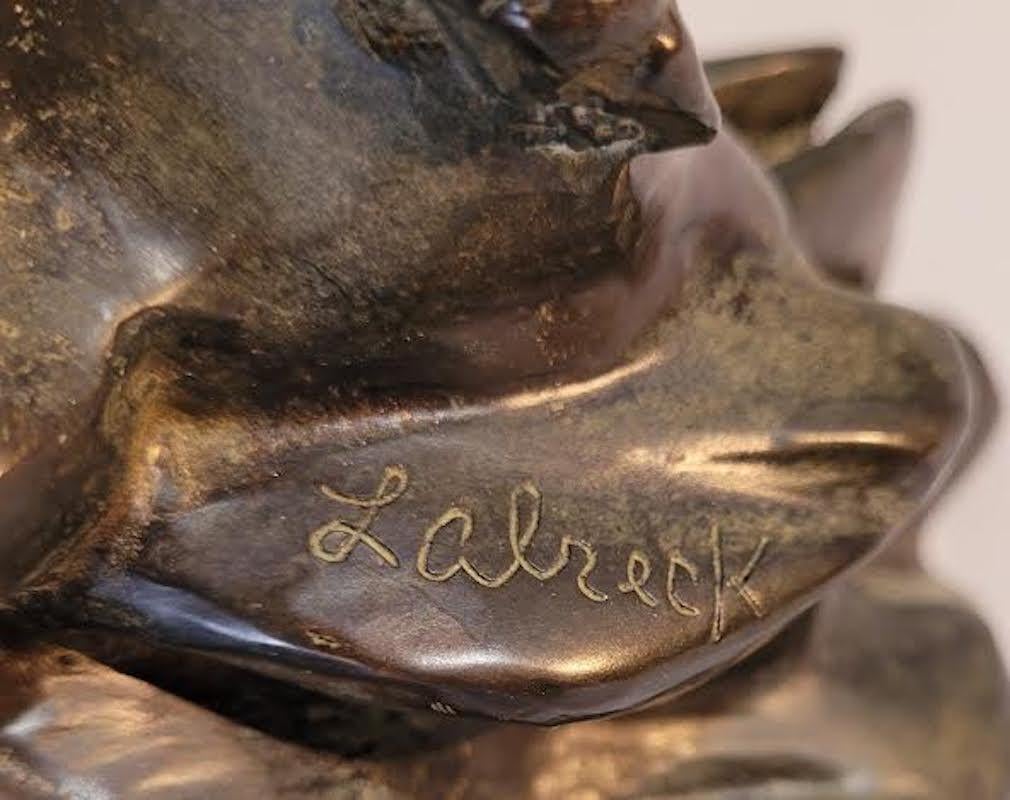 20. Jahrhundert, signierte Skulptur eines Baldadlers aus Bronze  (Mitte des 20. Jahrhunderts) im Angebot