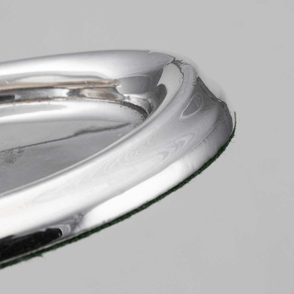 Portafiammiferi e posacenere in argento del 20° secolo della RMS Windsor Castle c.1959 in vendita 3