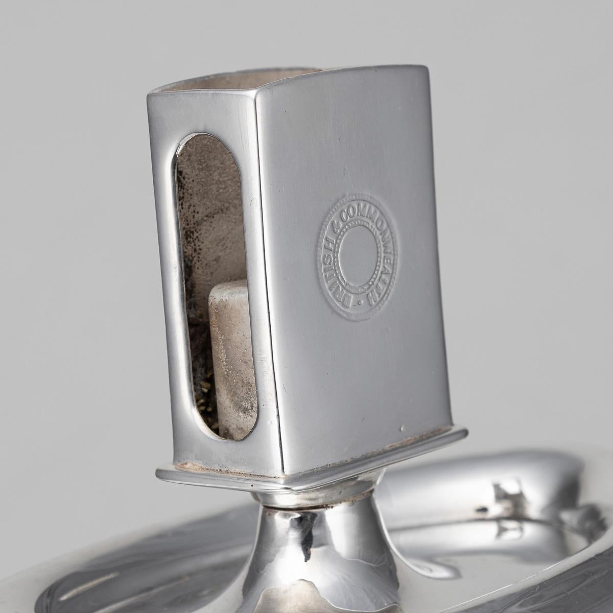Portafiammiferi e posacenere in argento del 20° secolo della RMS Windsor Castle c.1959 in vendita 1