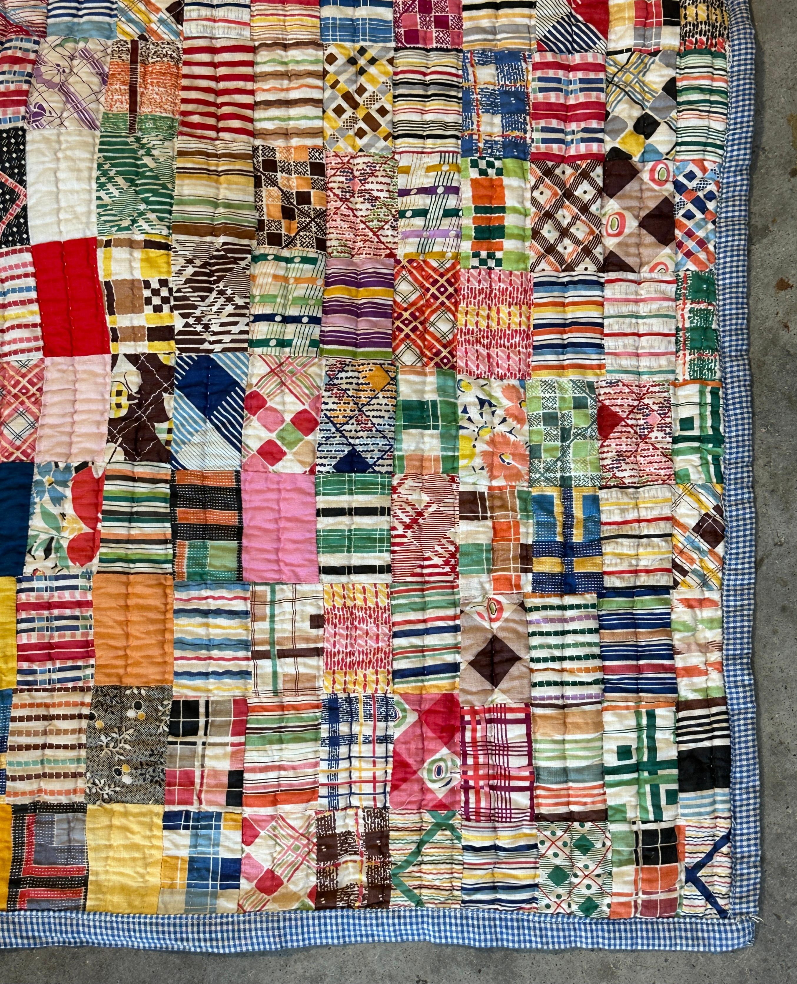 American 20Thc Small Pieced Patchwork Quilt For Sale