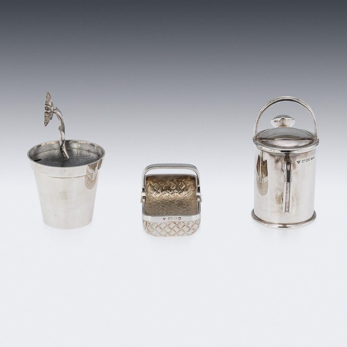 20ième siècle Service à condiments « Gardenning » de cinq pièces en argent massif du 20e siècle, Garrard, vers 1994 en vente