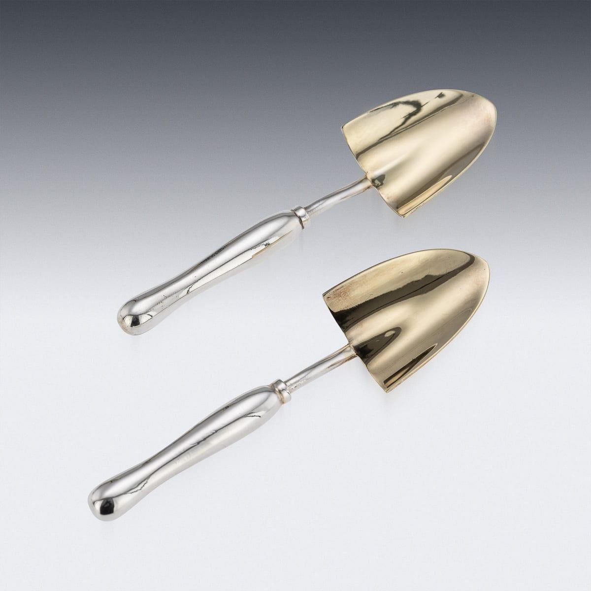 Service à condiments « Gardenning » de cinq pièces en argent massif du 20e siècle, Garrard, vers 1994 en vente 2