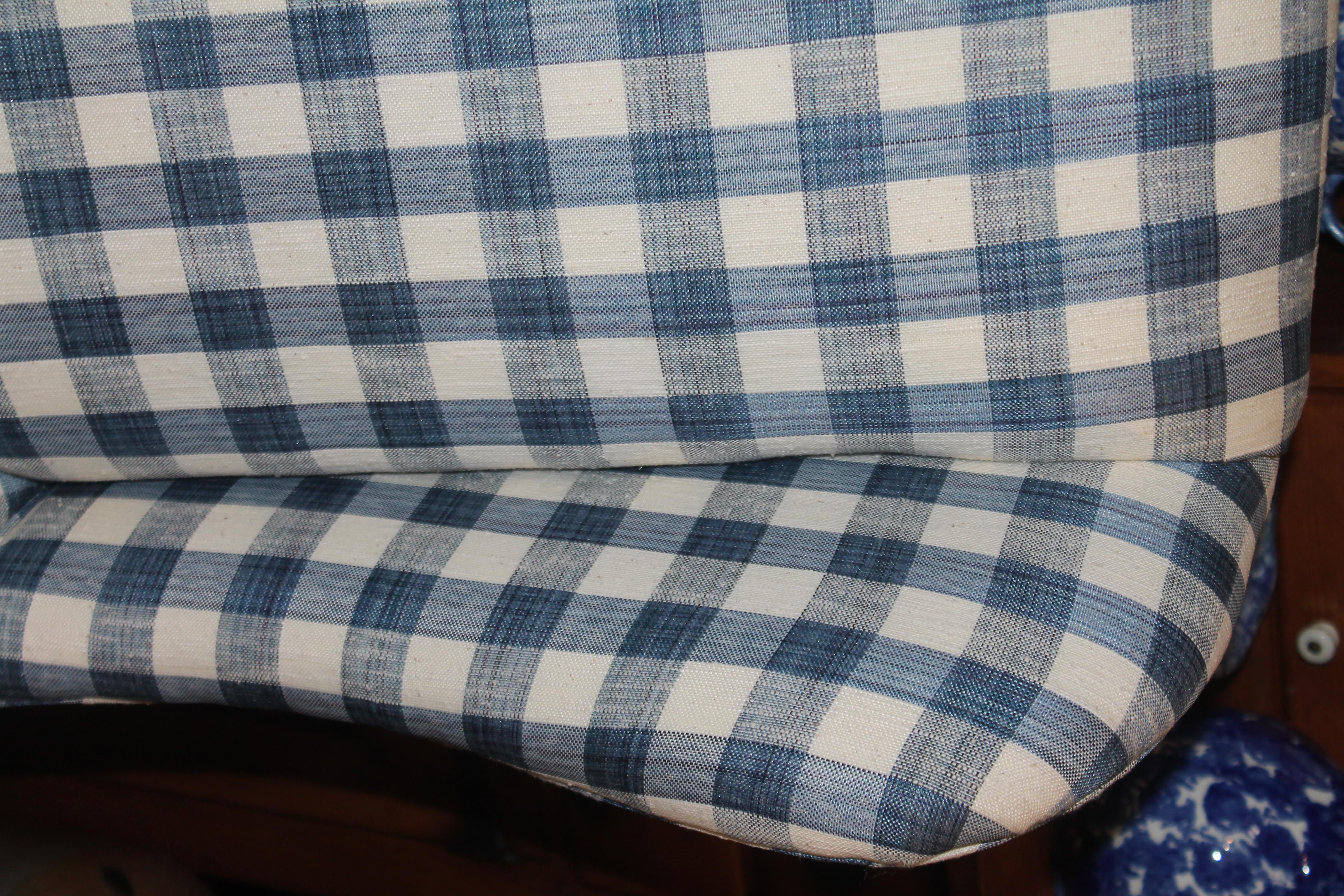 Hand-Crafted 20th C Wingback Love Seat in Blue and White Check Homespun Linen For Sale