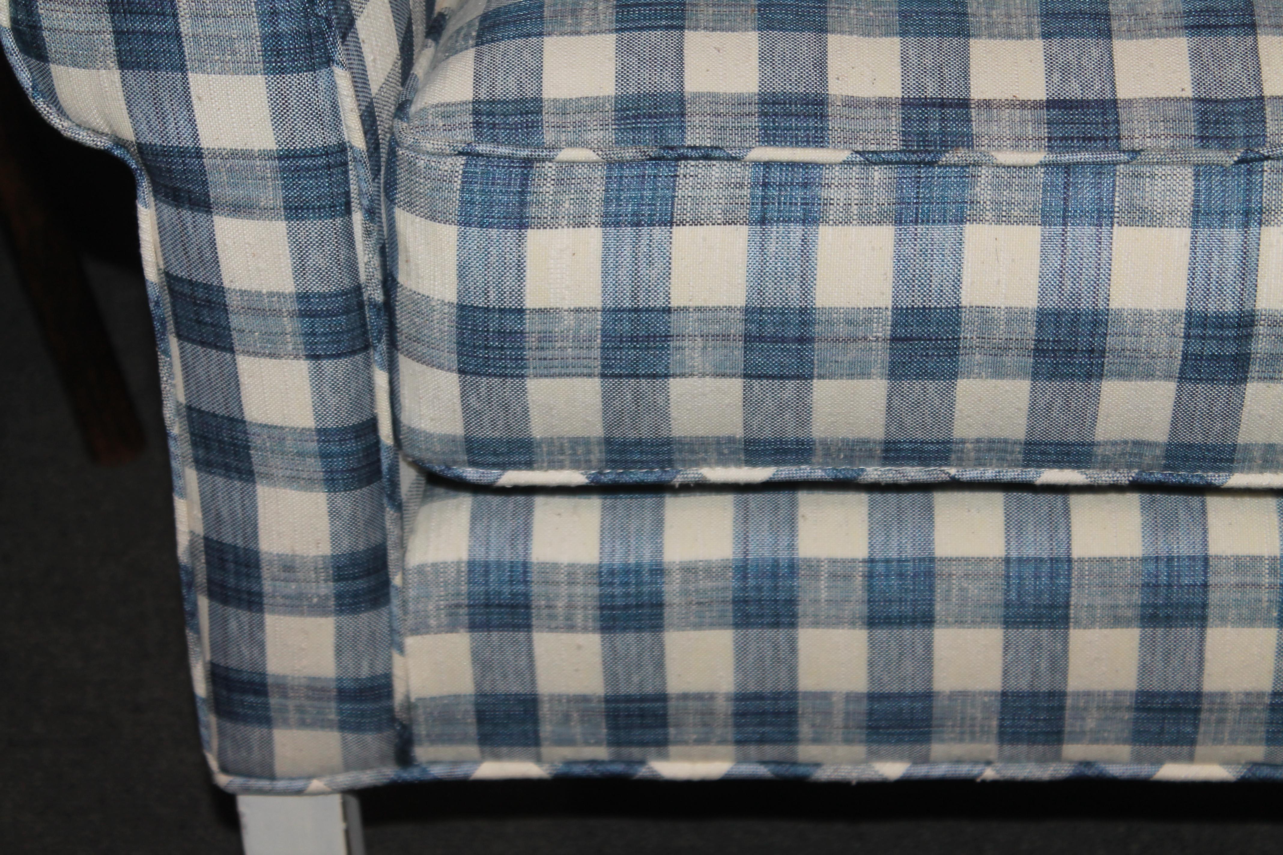 Mid-20th Century 20th C Wingback Love Seat in Blue and White Check Homespun Linen For Sale