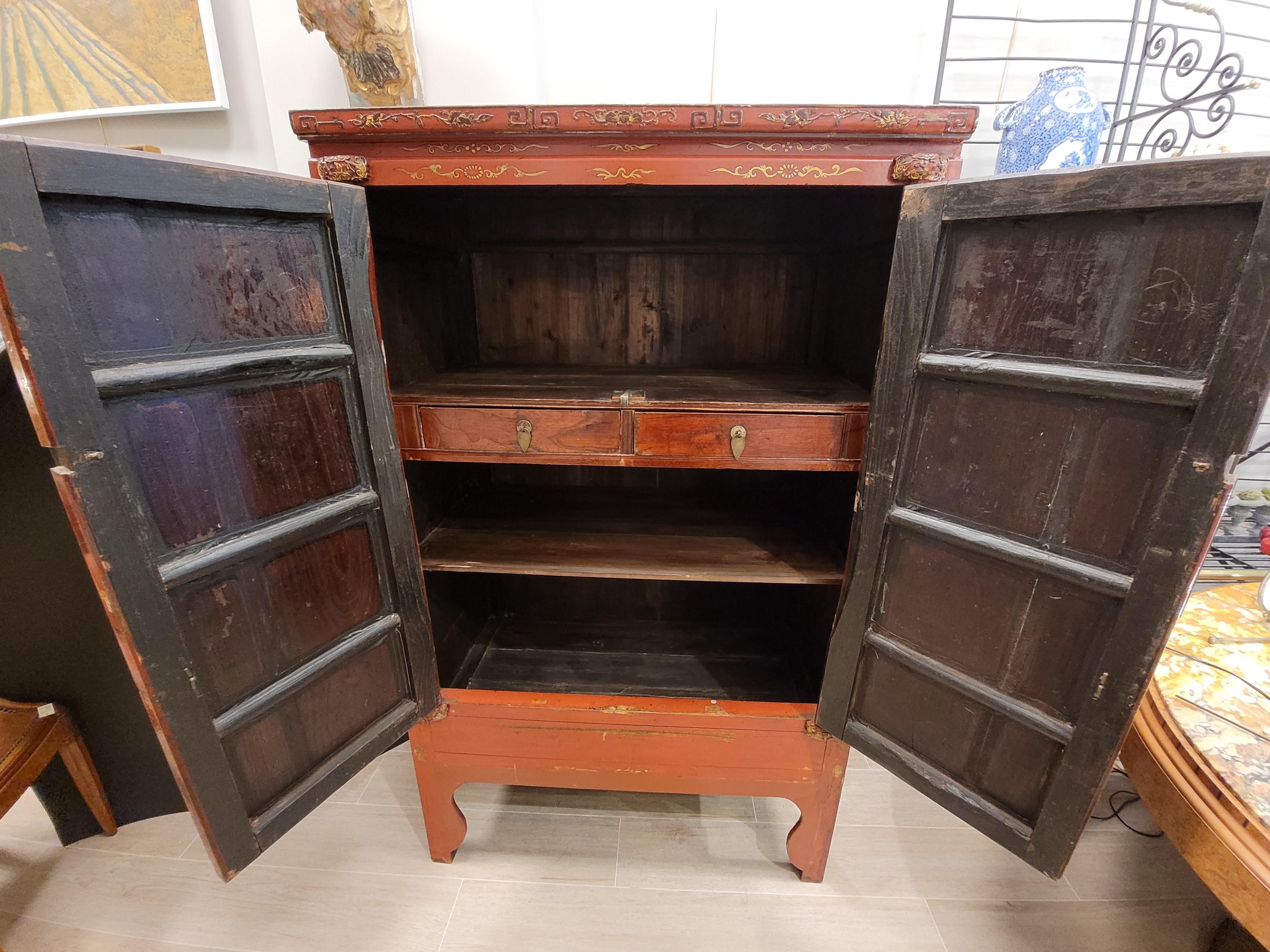 20th Century, Red Lacquered Wardrobe, Cupboard Chinese 3