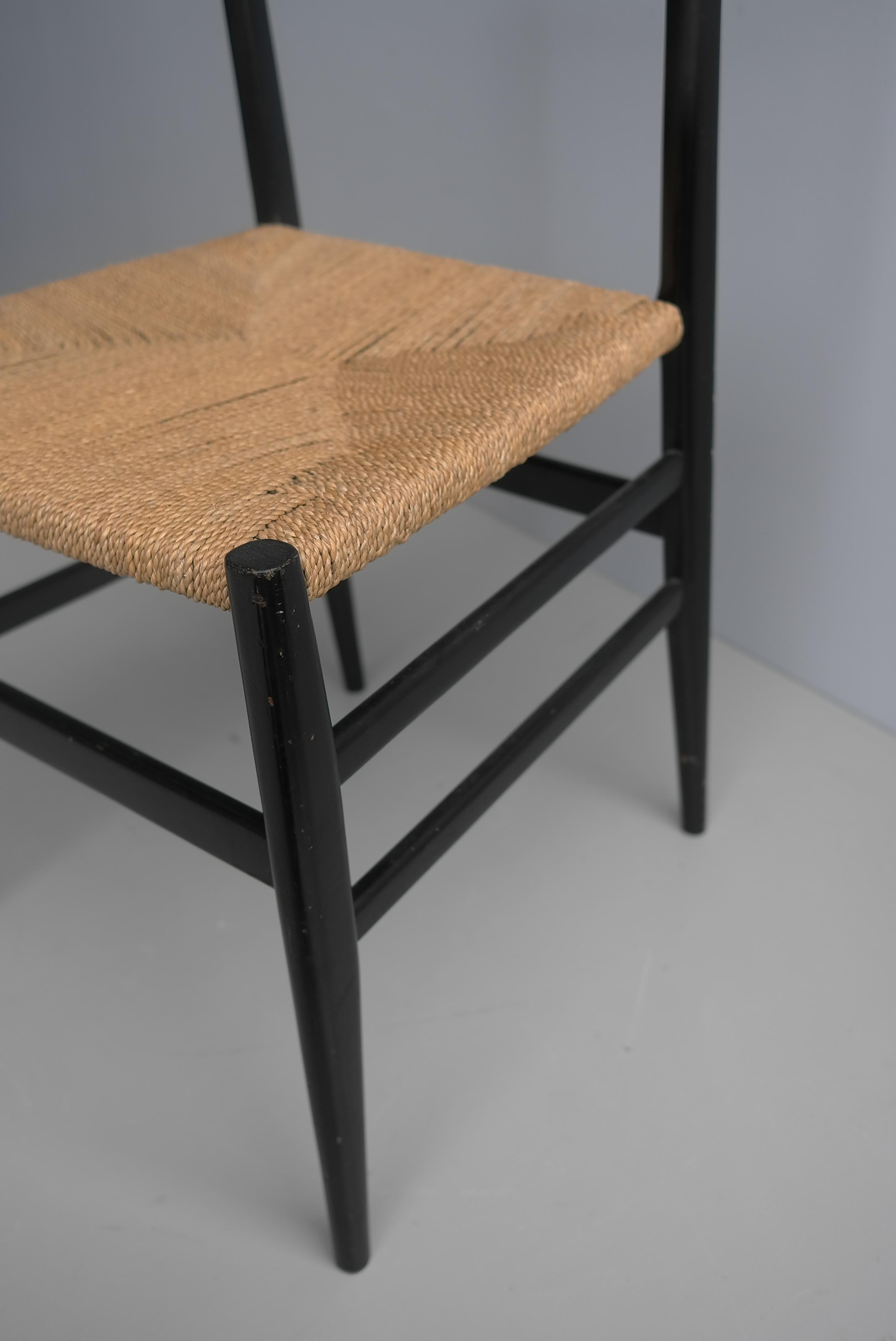 20x Sillas Gio Ponti Leggera de madera negra con asientos de cuerda, Italia 1951 en venta 4