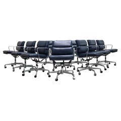 20x Herman Miller EA435 Marineblauer Soft Pad Bürostuhl von Charles Eames