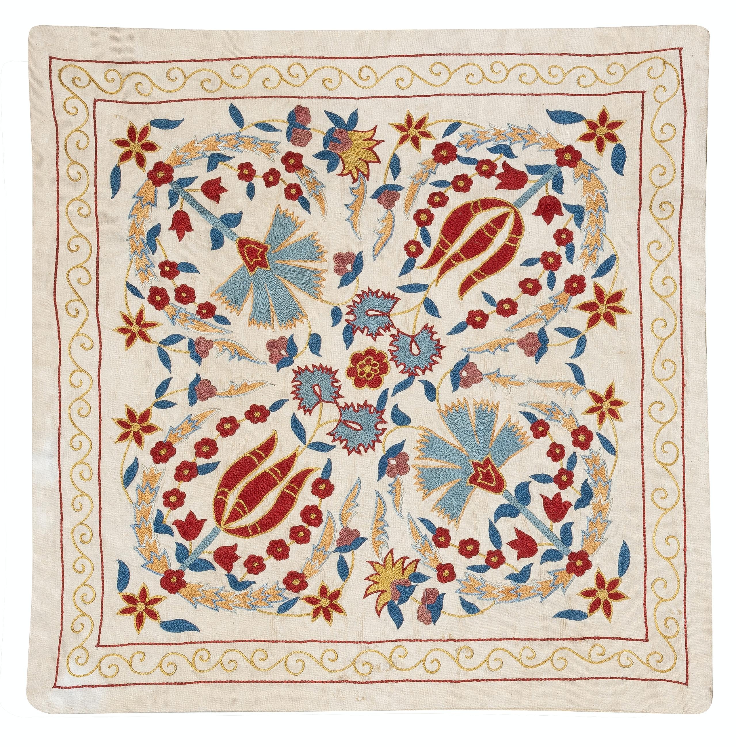 Nuovo copricuscino ricamato a mano in 100% seta - autentica arte tessile uzbeka

Eleva l'arredamento della tua casa con questo raffinato copricuscino Suzani ricamato a mano, realizzato al 100% in pura seta da abili artigiani dell'Uzbekistan.